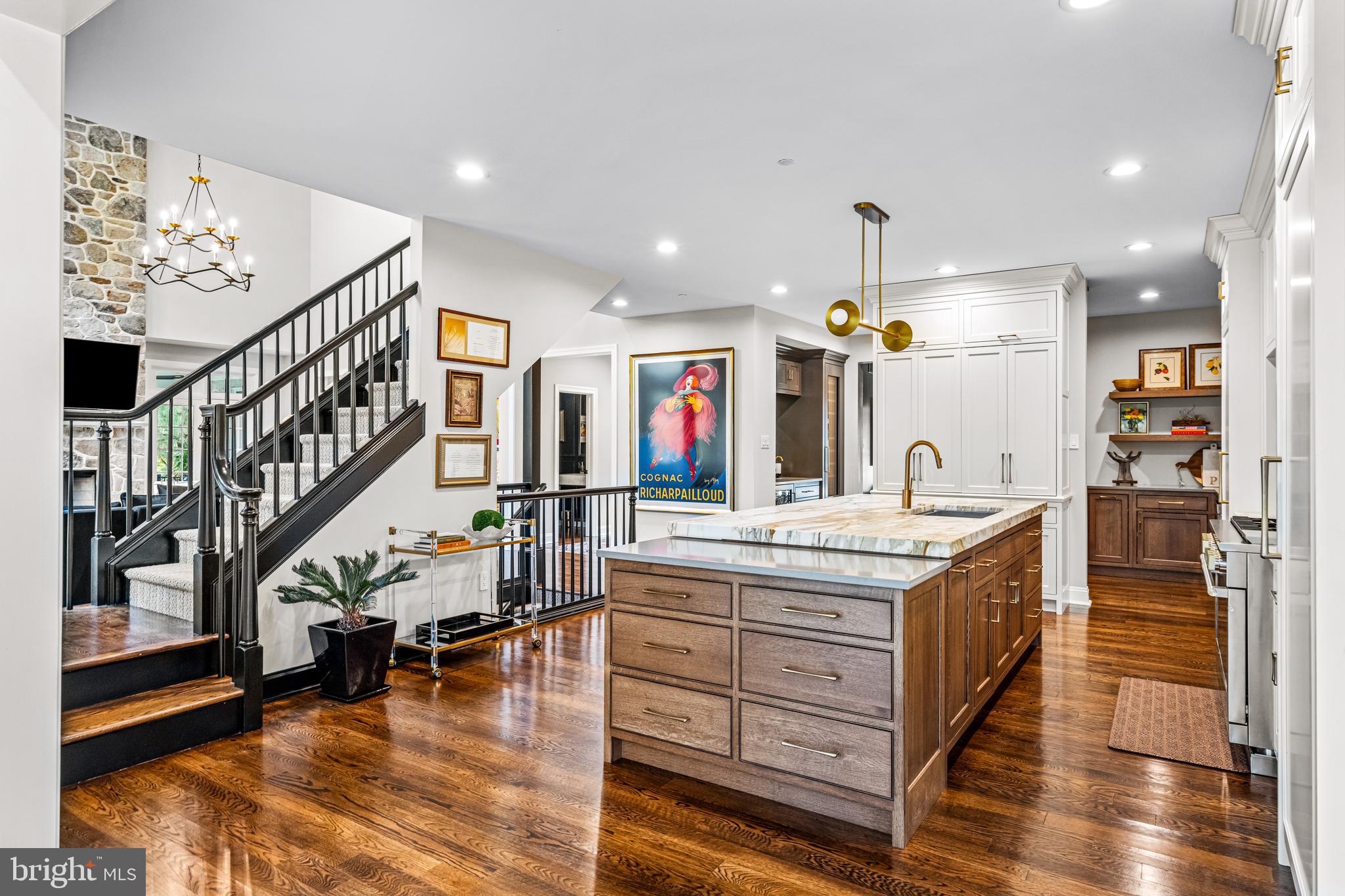 WHITEGATE - Residential