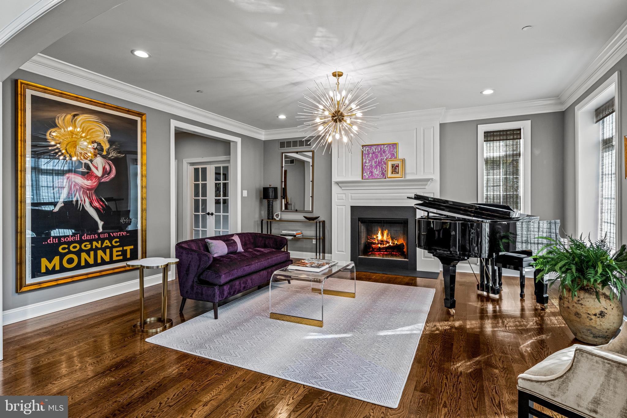 WHITEGATE - Residential