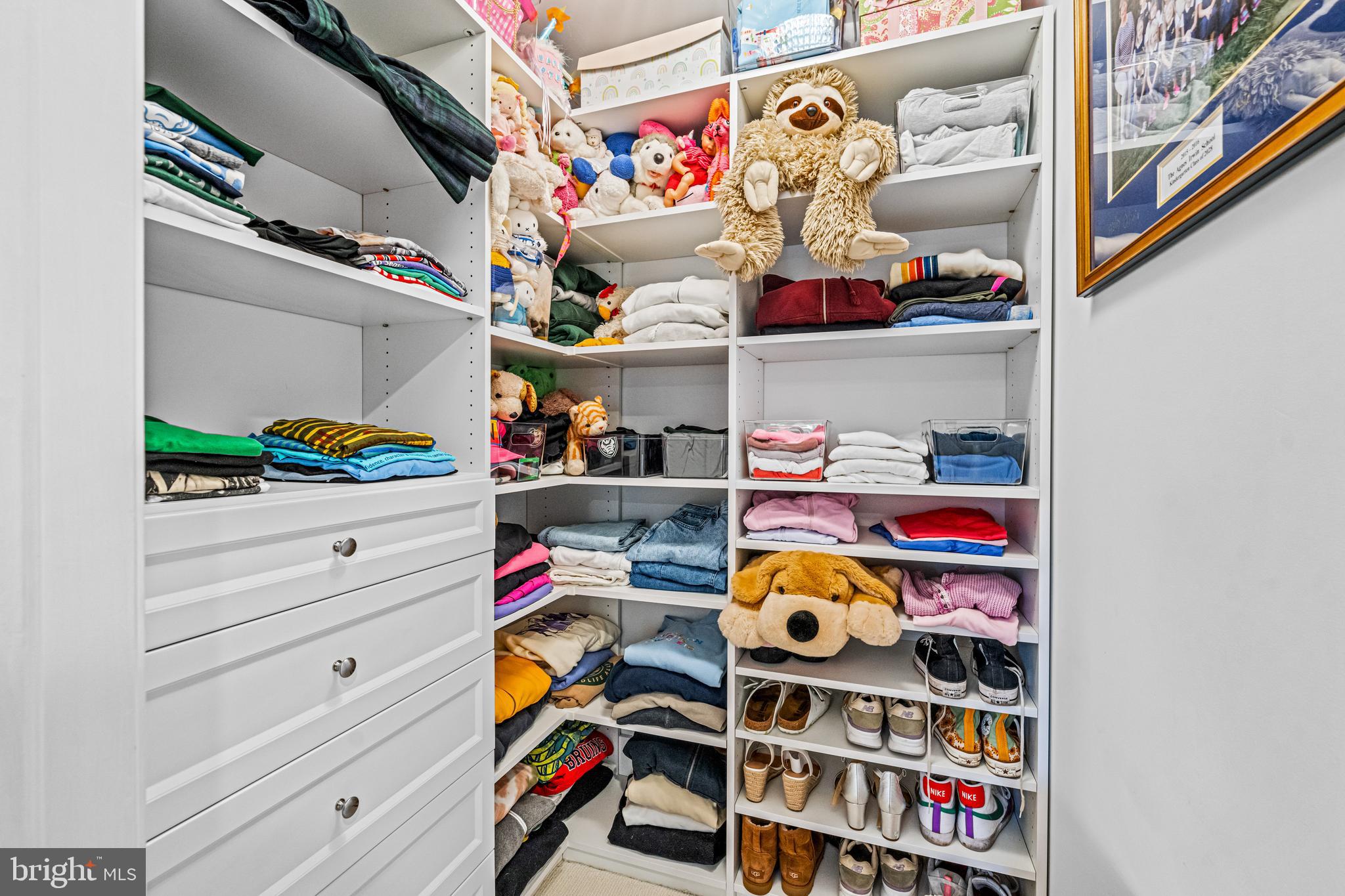 WHITEGATE - Residential