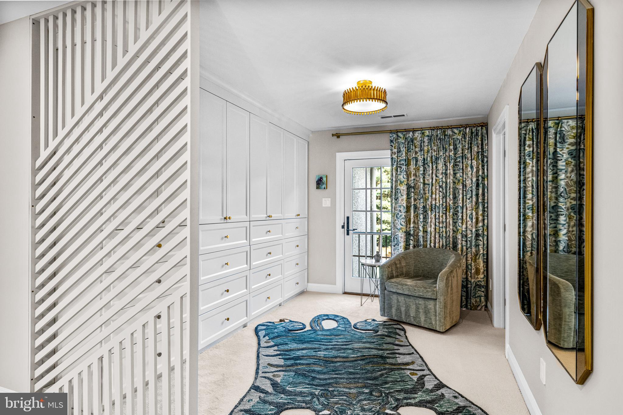 WHITEGATE - Residential