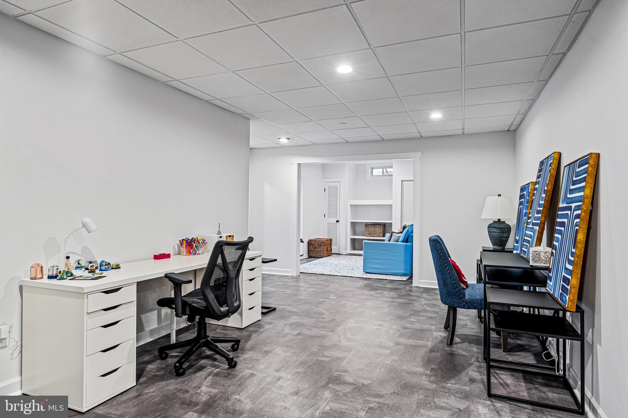 WHITEGATE - Residential