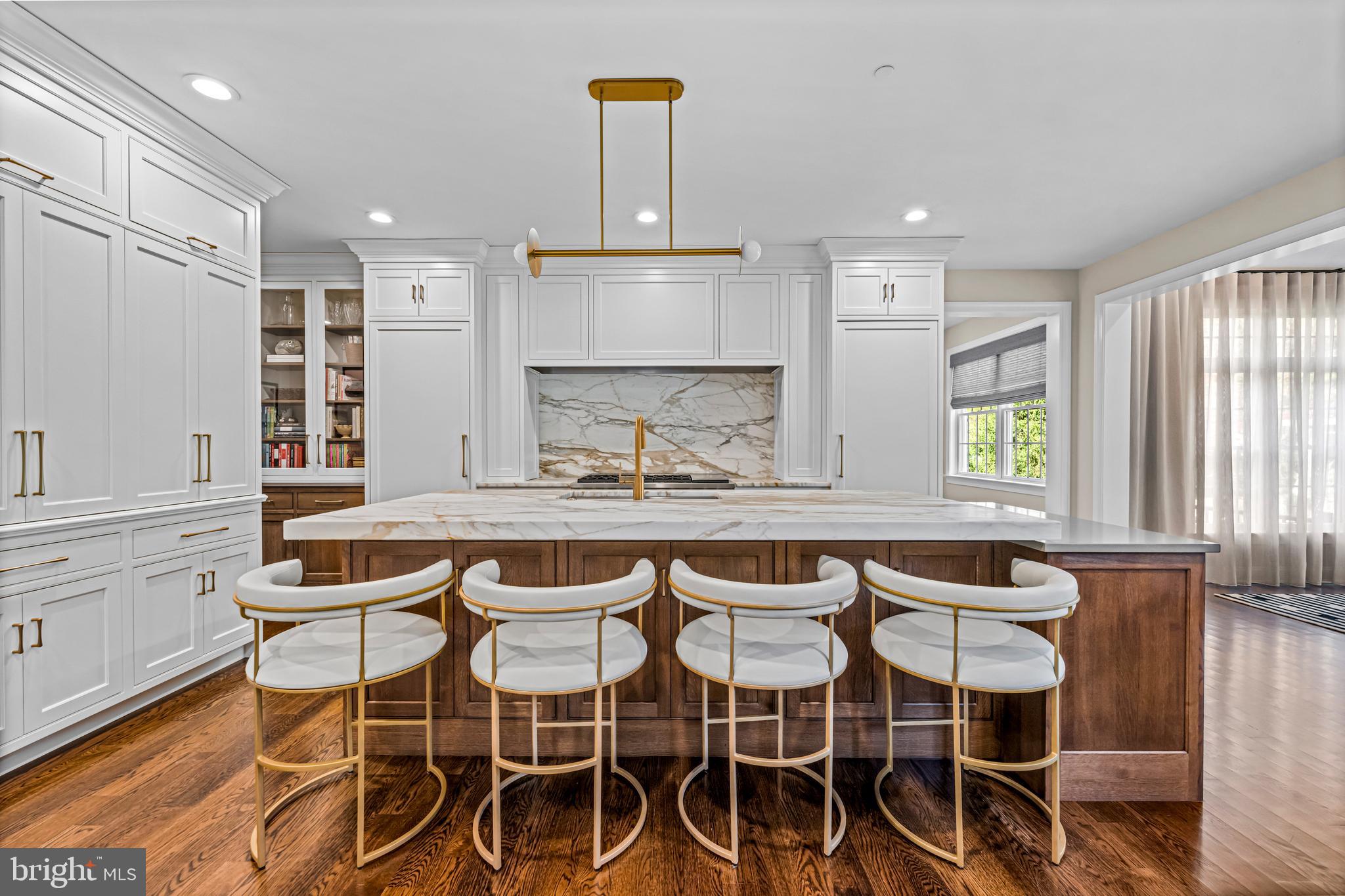 WHITEGATE - Residential