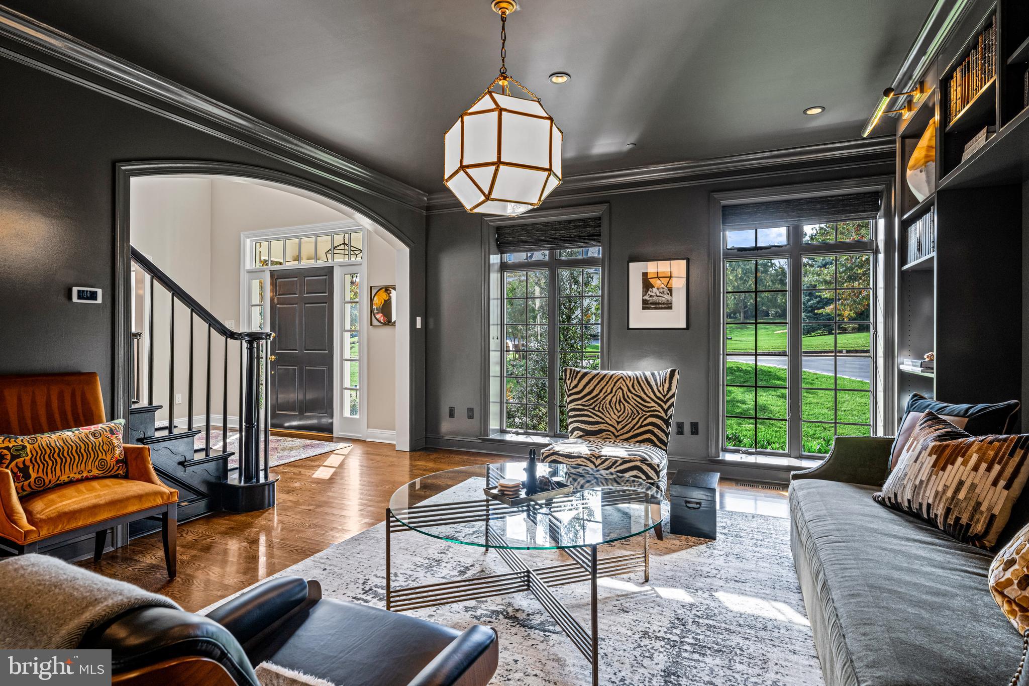 WHITEGATE - Residential