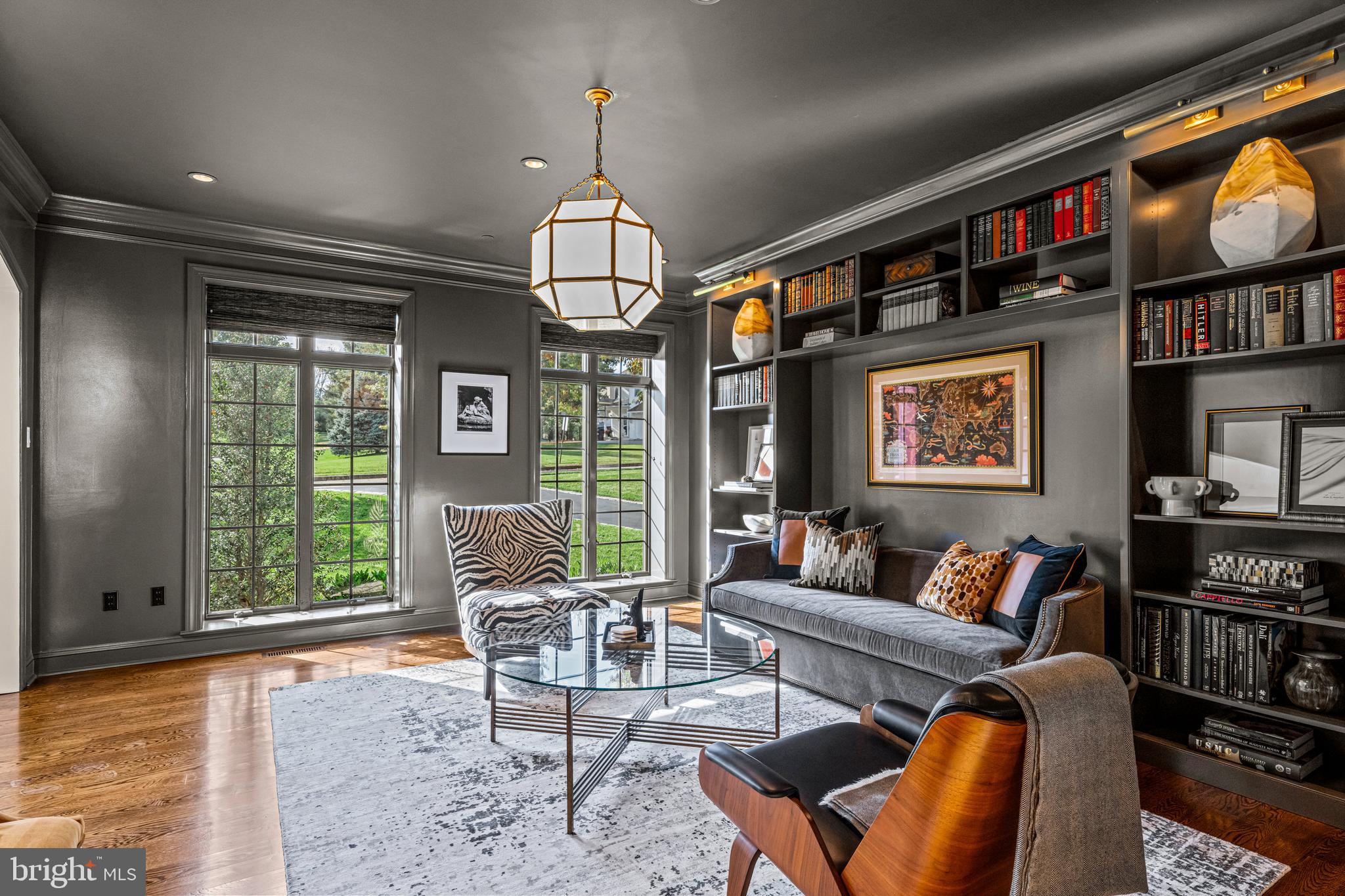 WHITEGATE - Residential