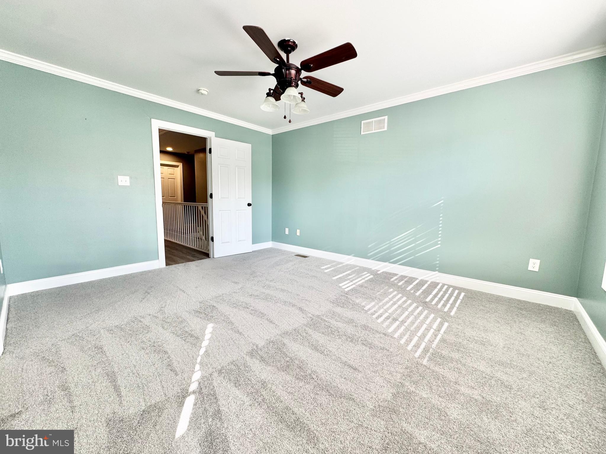 HIDDEN POND - Residential