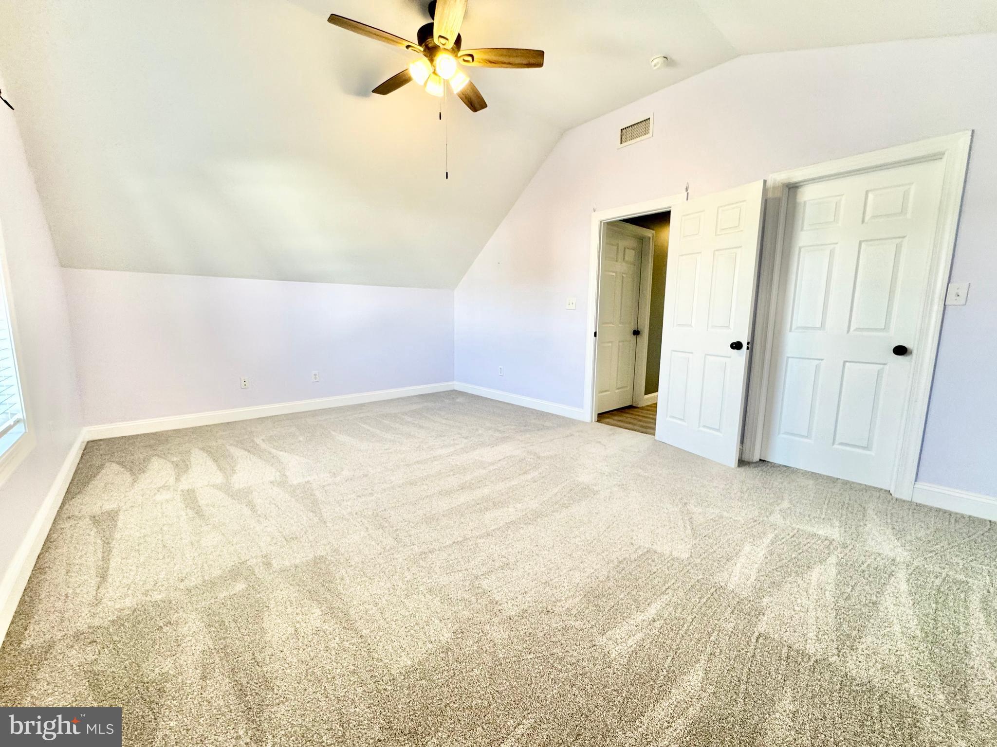 HIDDEN POND - Residential