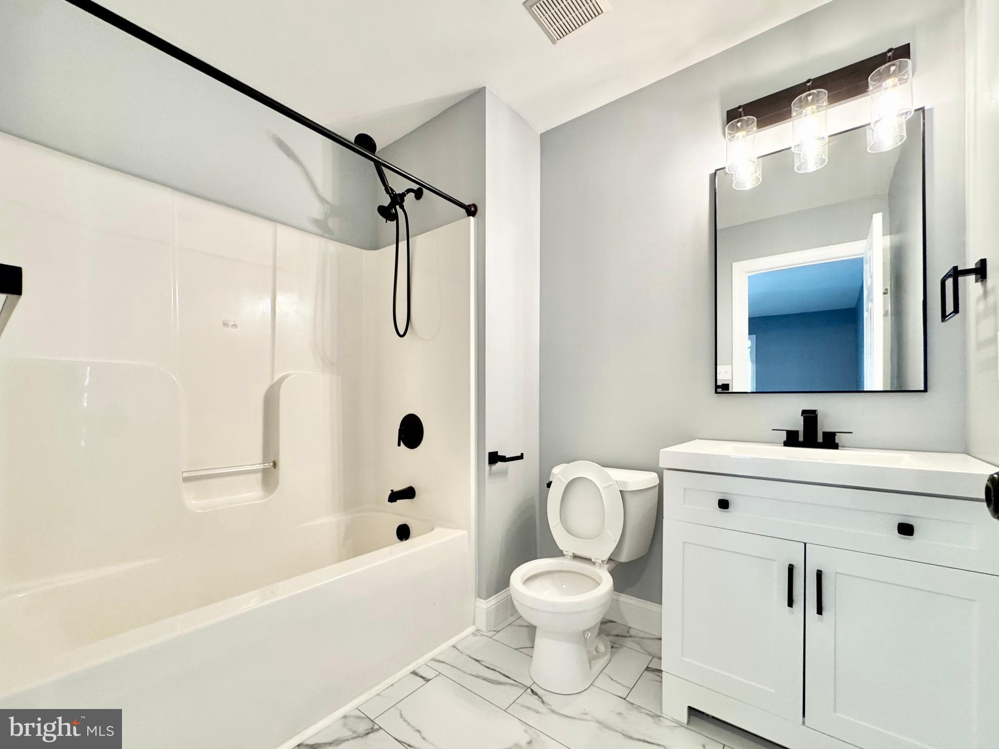 HIDDEN POND - Residential