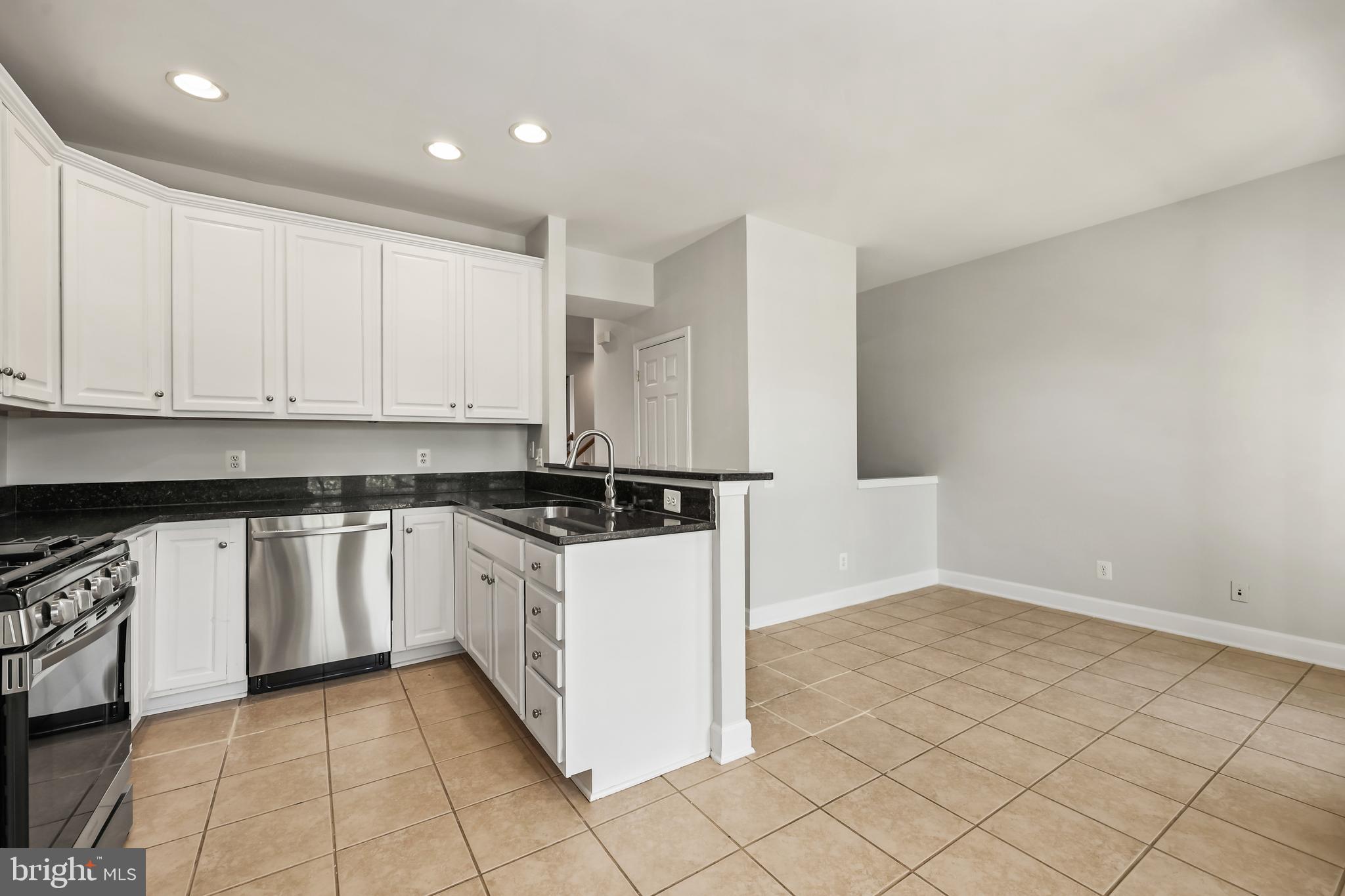 COPPERMINE CROSSING - Residential