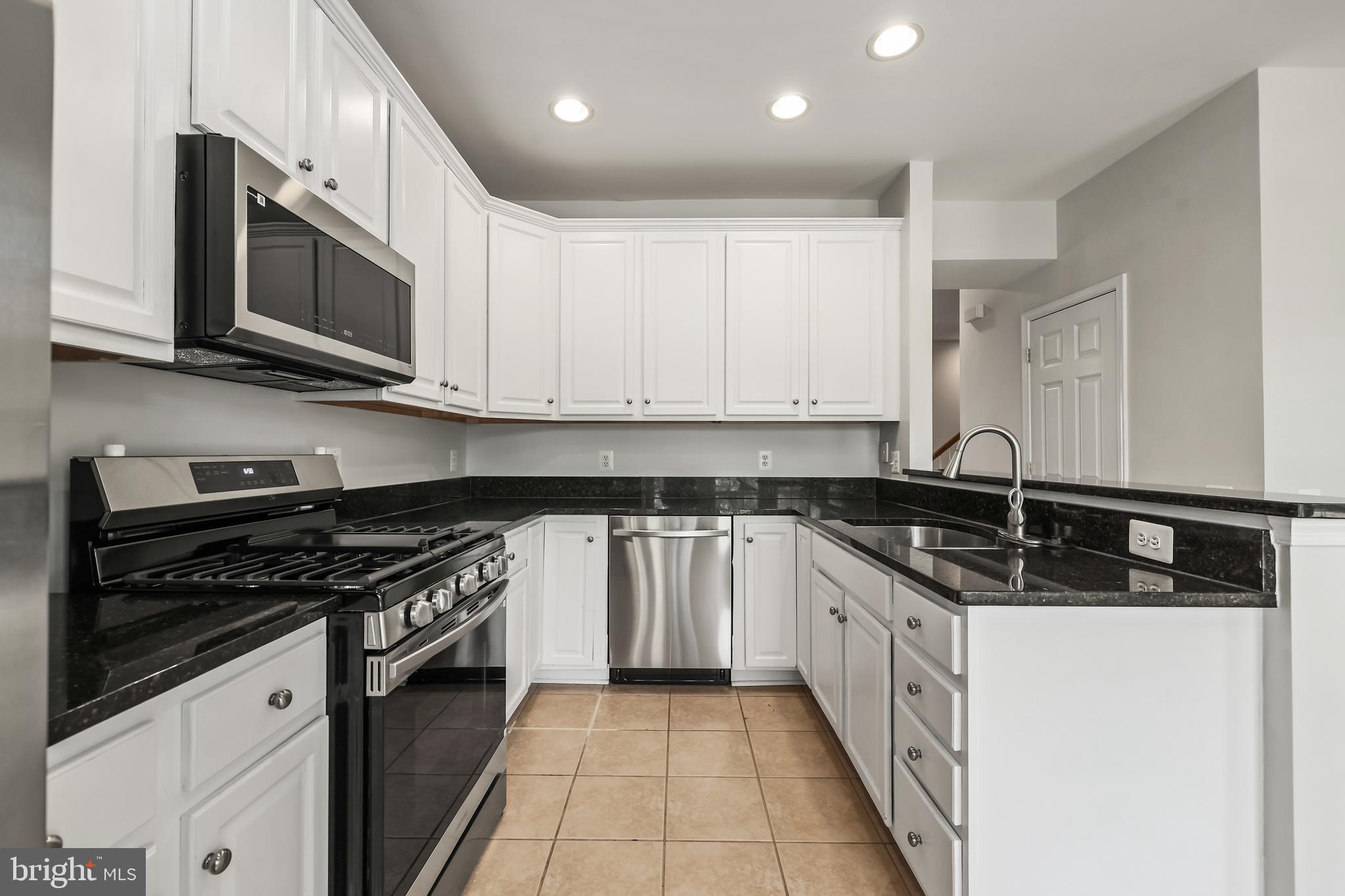 COPPERMINE CROSSING - Residential