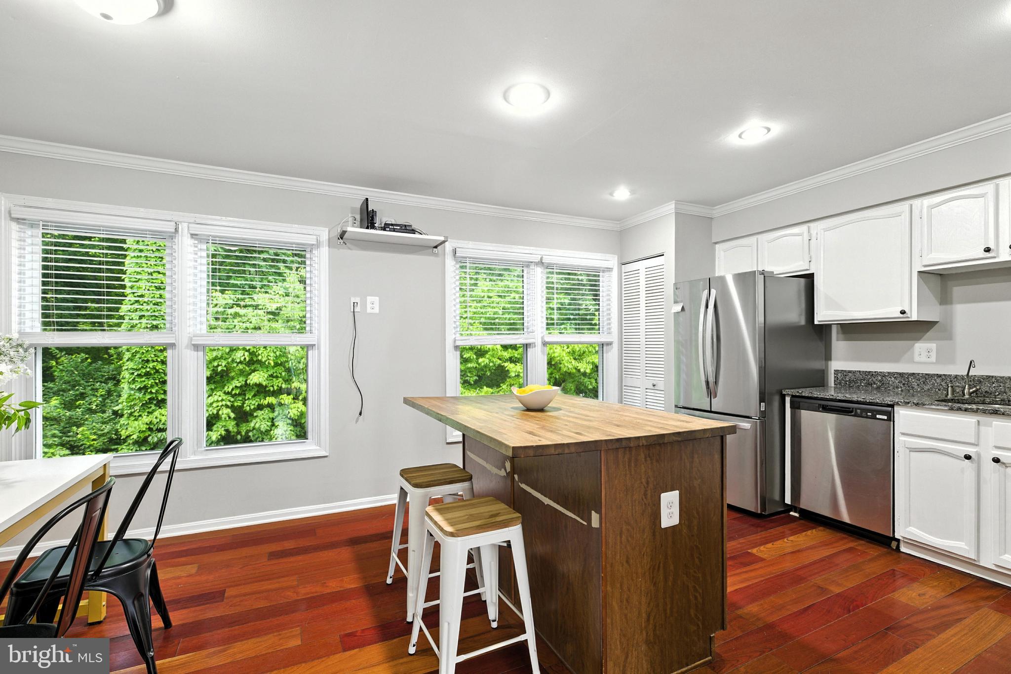 HERITAGE CROSSING - Residential