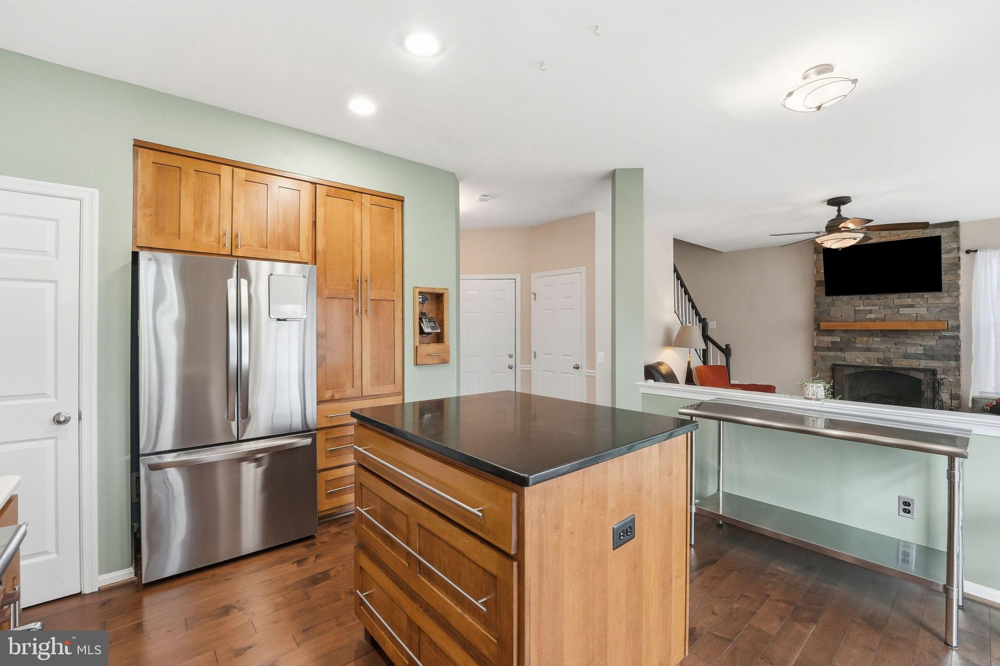 VIRGINIA OAKS - Residential