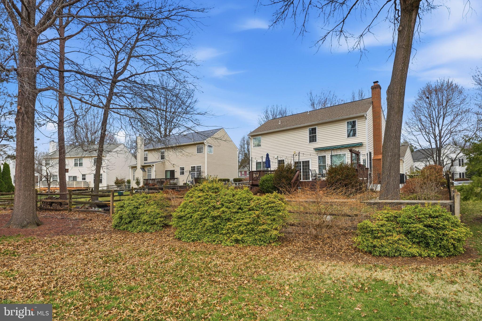 VIRGINIA OAKS - Residential