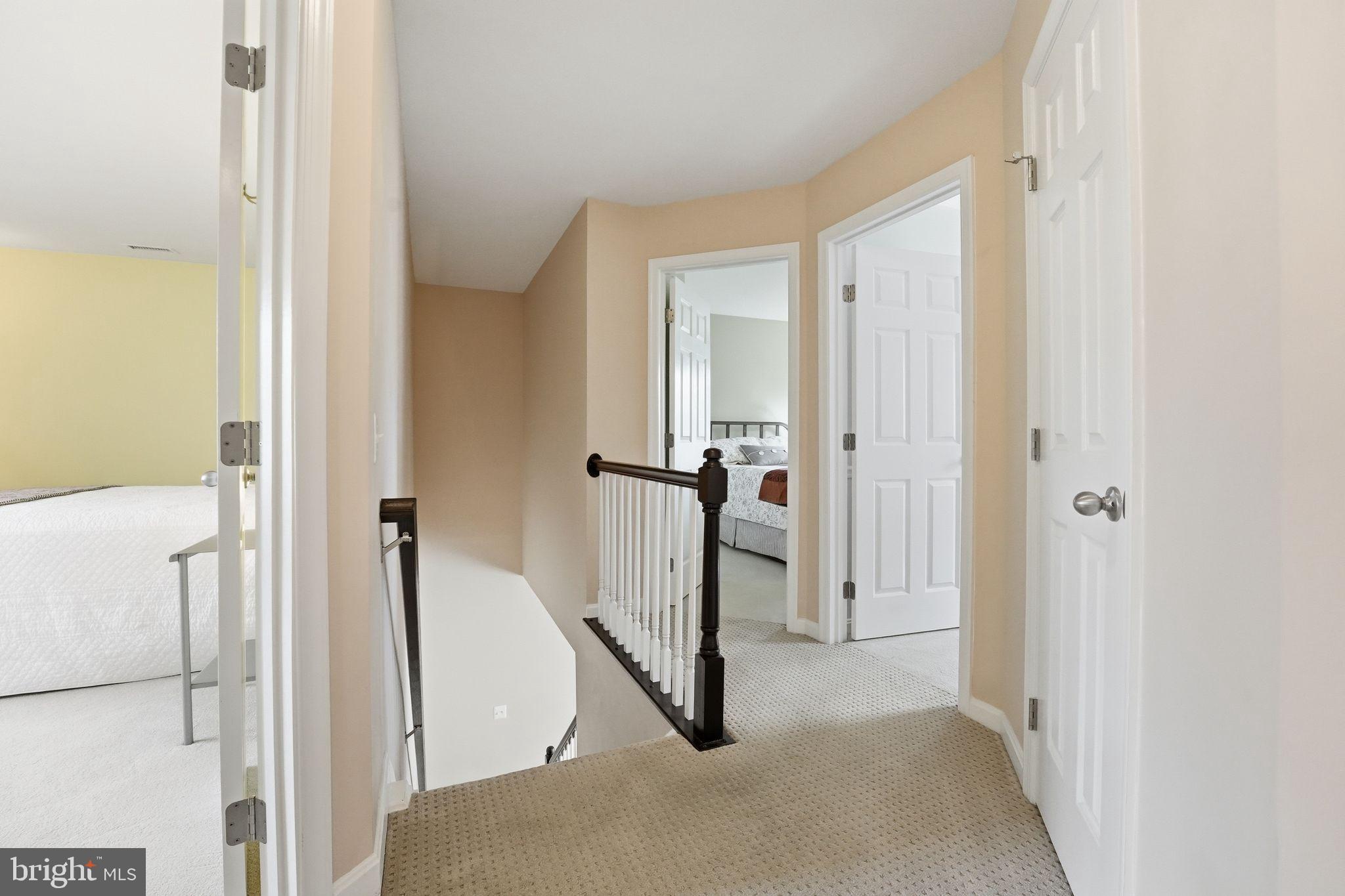 VIRGINIA OAKS - Residential