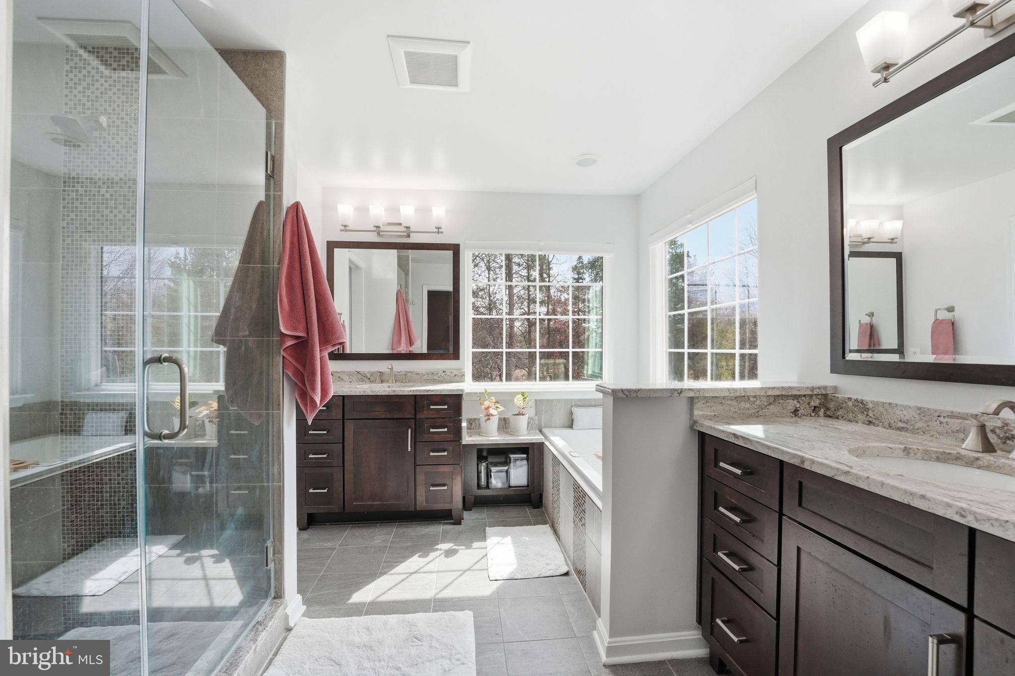 VIRGINIA OAKS - Residential