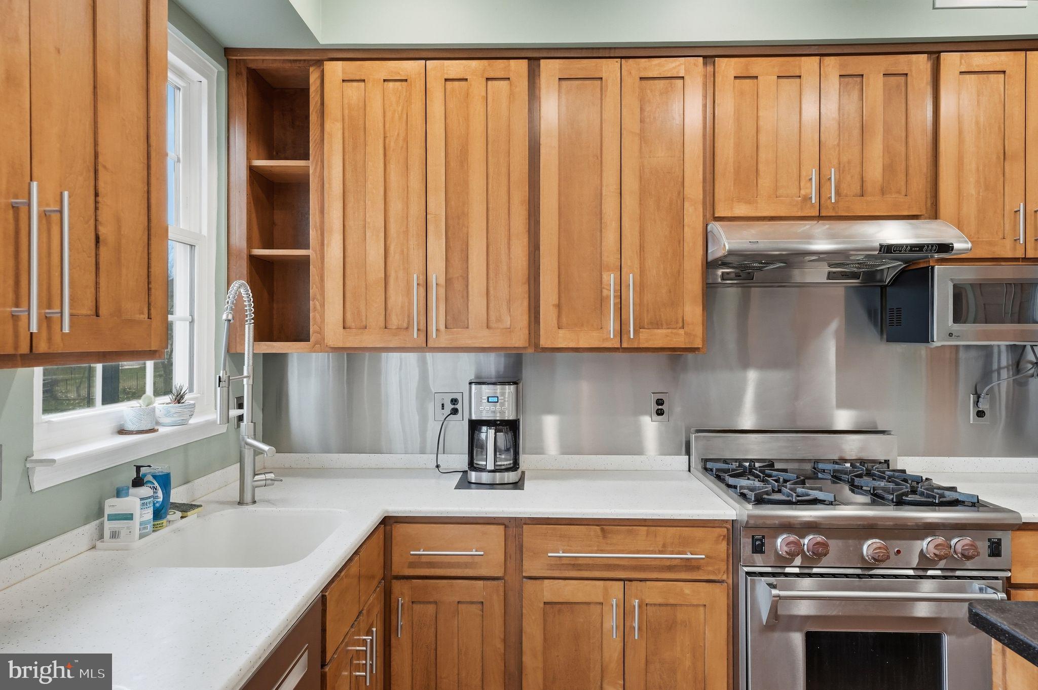 VIRGINIA OAKS - Residential