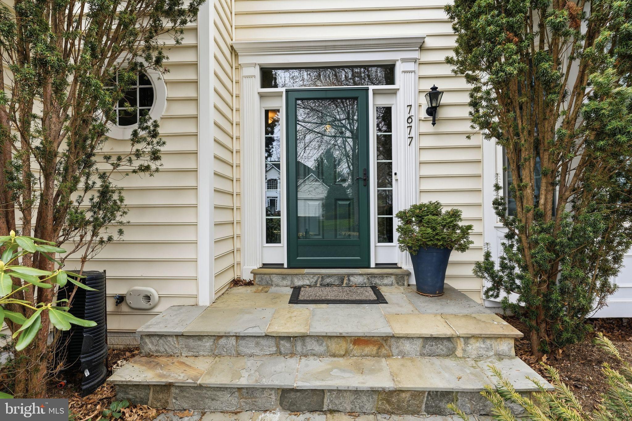 VIRGINIA OAKS - Residential