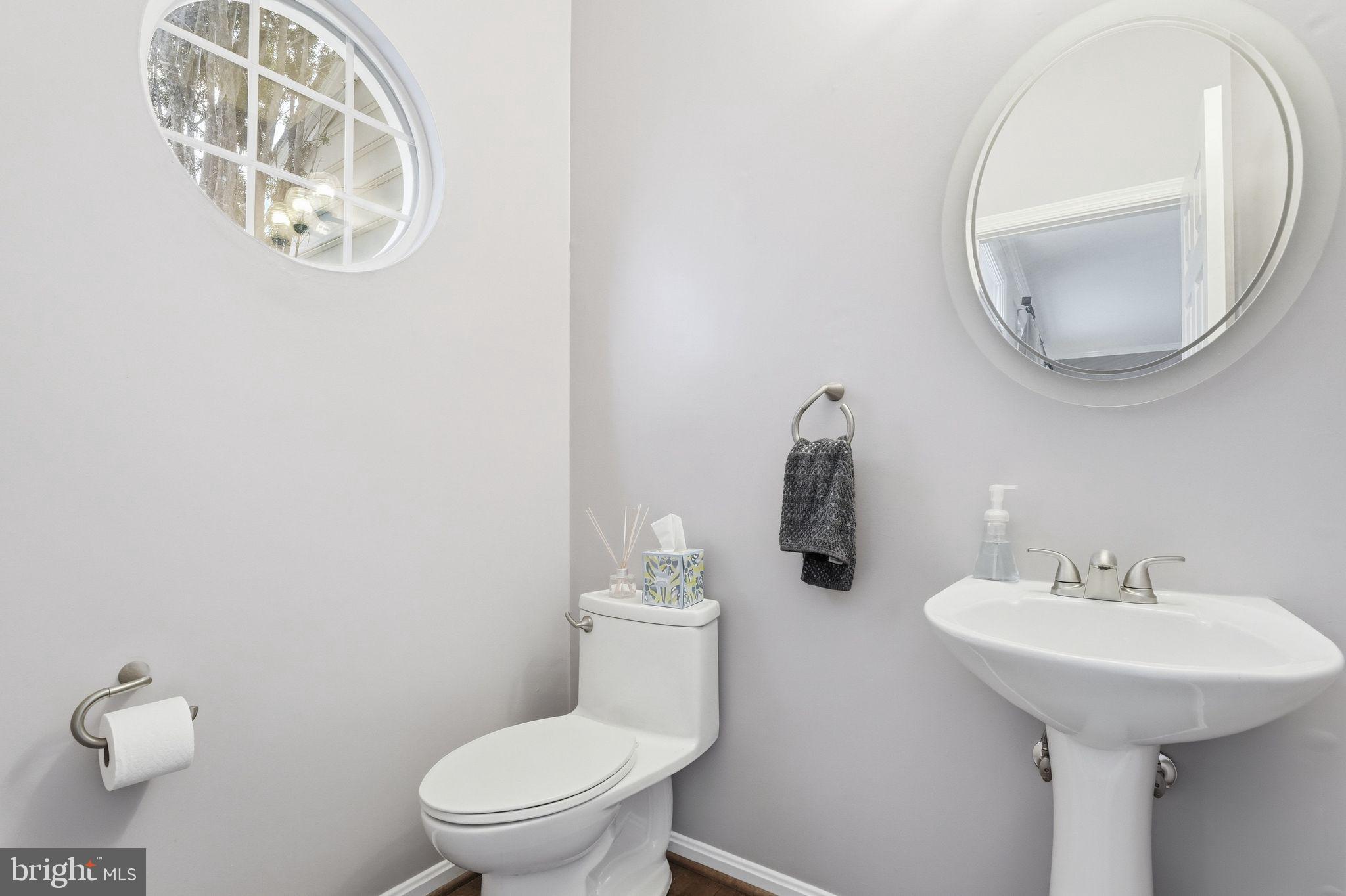 VIRGINIA OAKS - Residential