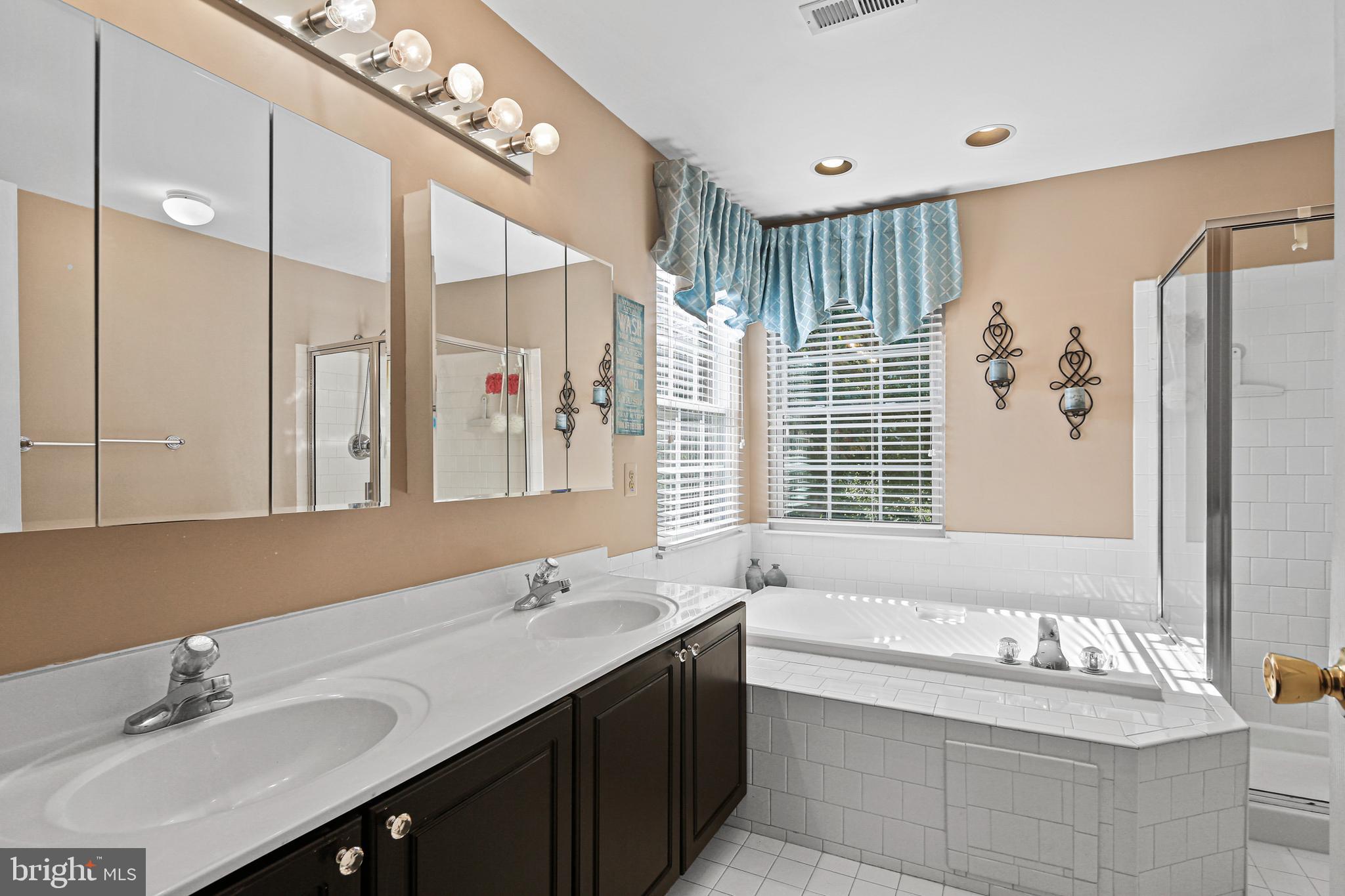 FAIRWIND FARMS - Residential