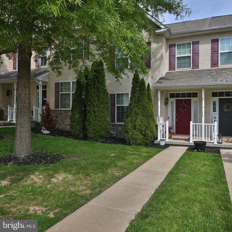 Townhouse For Sale - 545 Grove Street<br/> Montgomery County, BRIDGEPORT, PA 19405