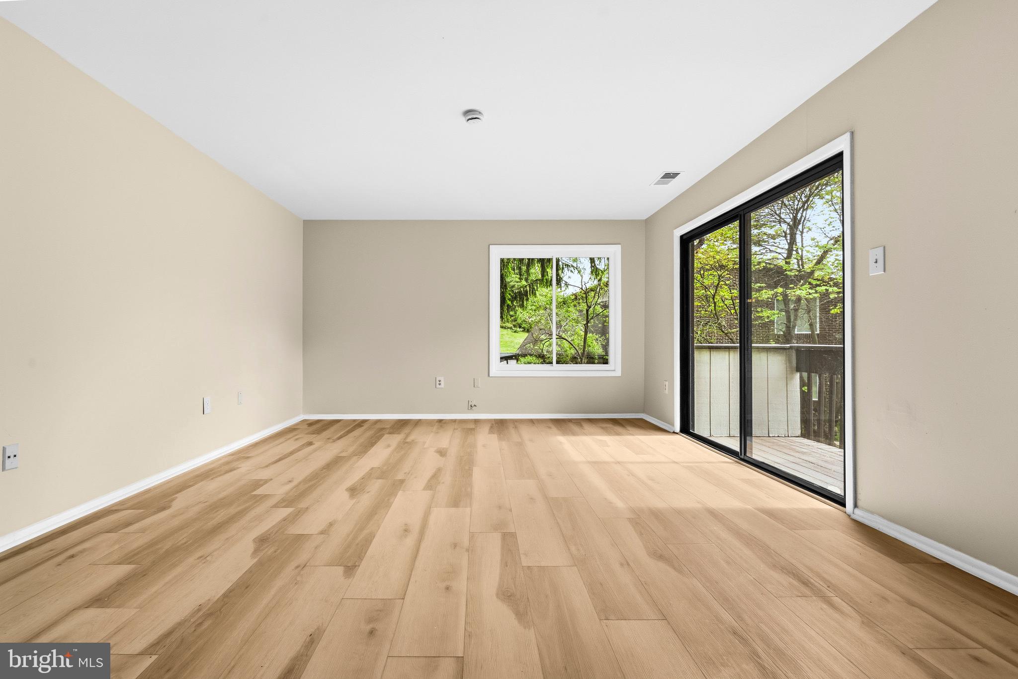 CHARLENE - Residential