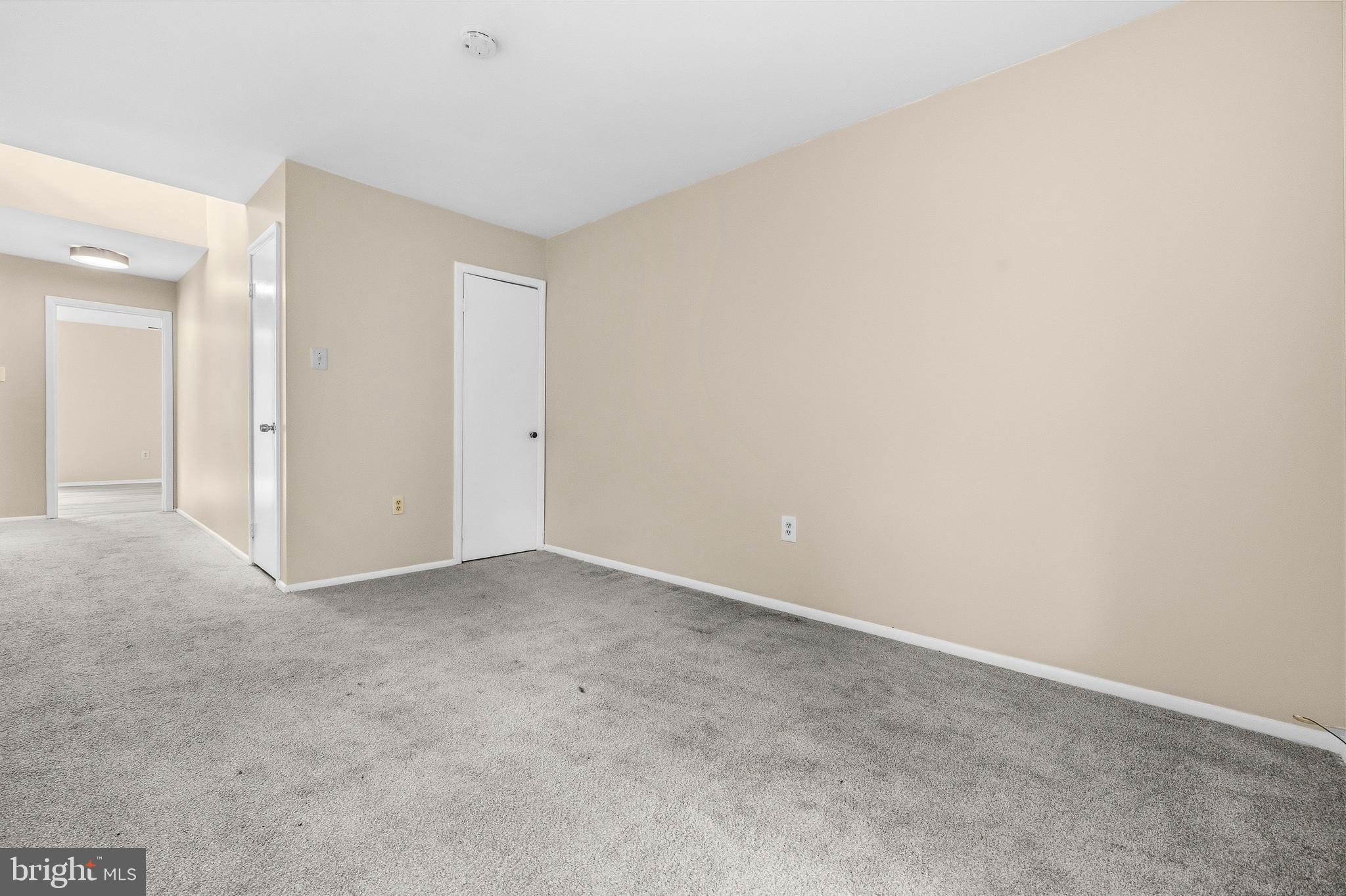 CHARLENE - Residential