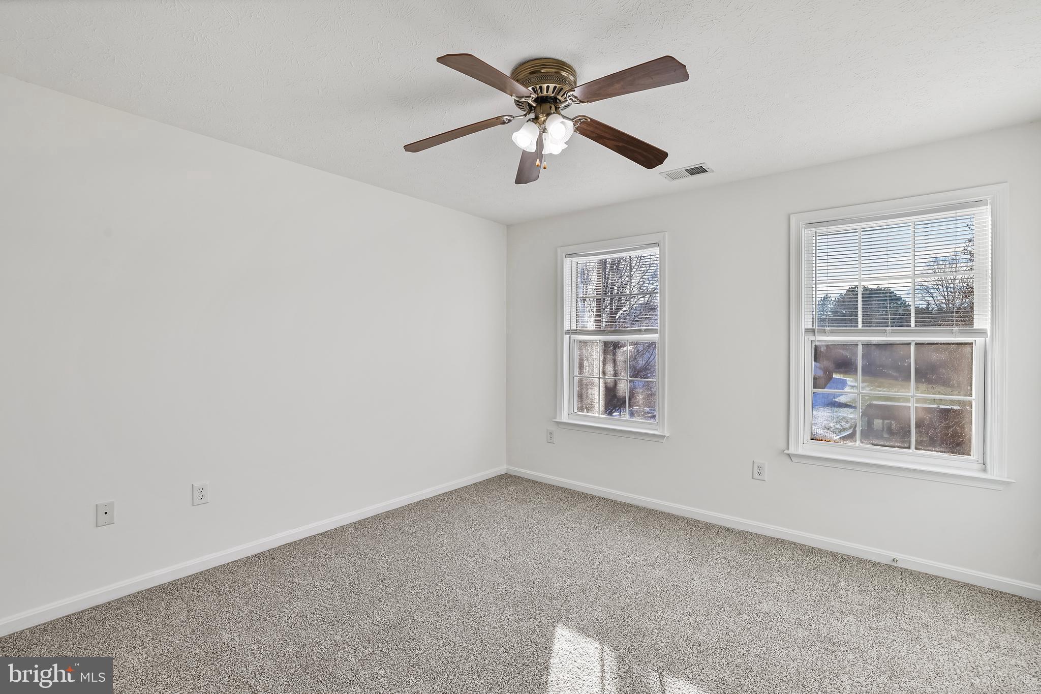 PELHAM'S CROSSING - Residential