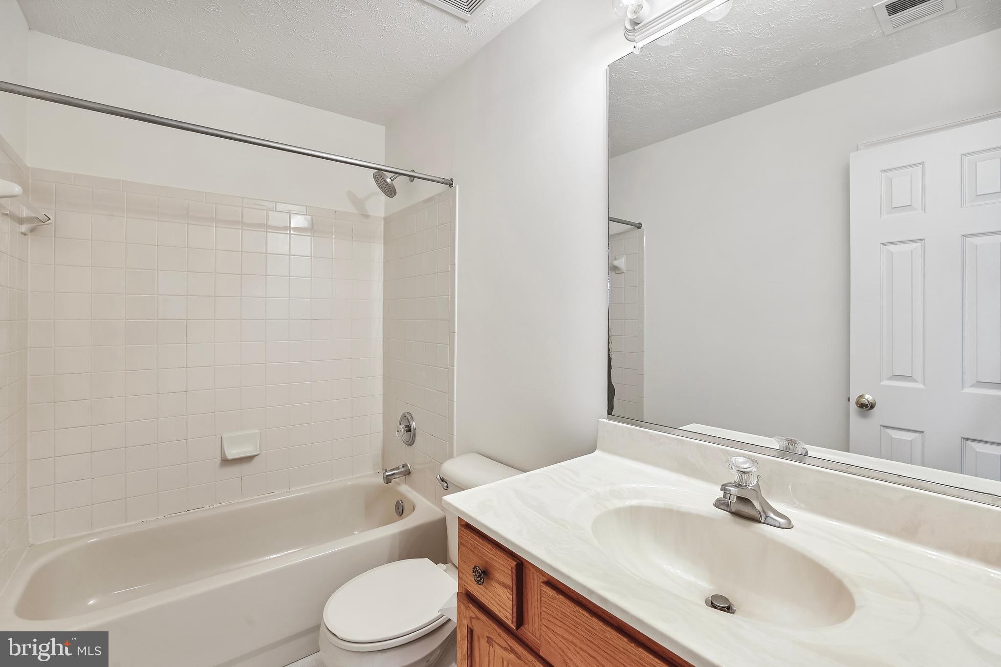 PELHAM'S CROSSING - Residential