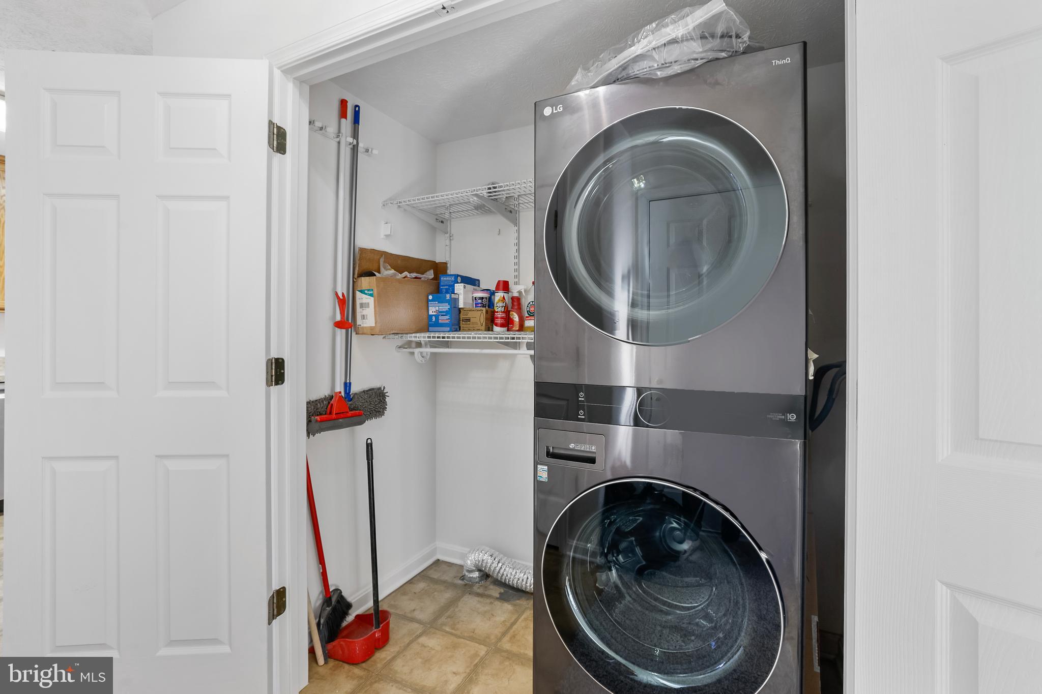 PELHAM'S CROSSING - Residential