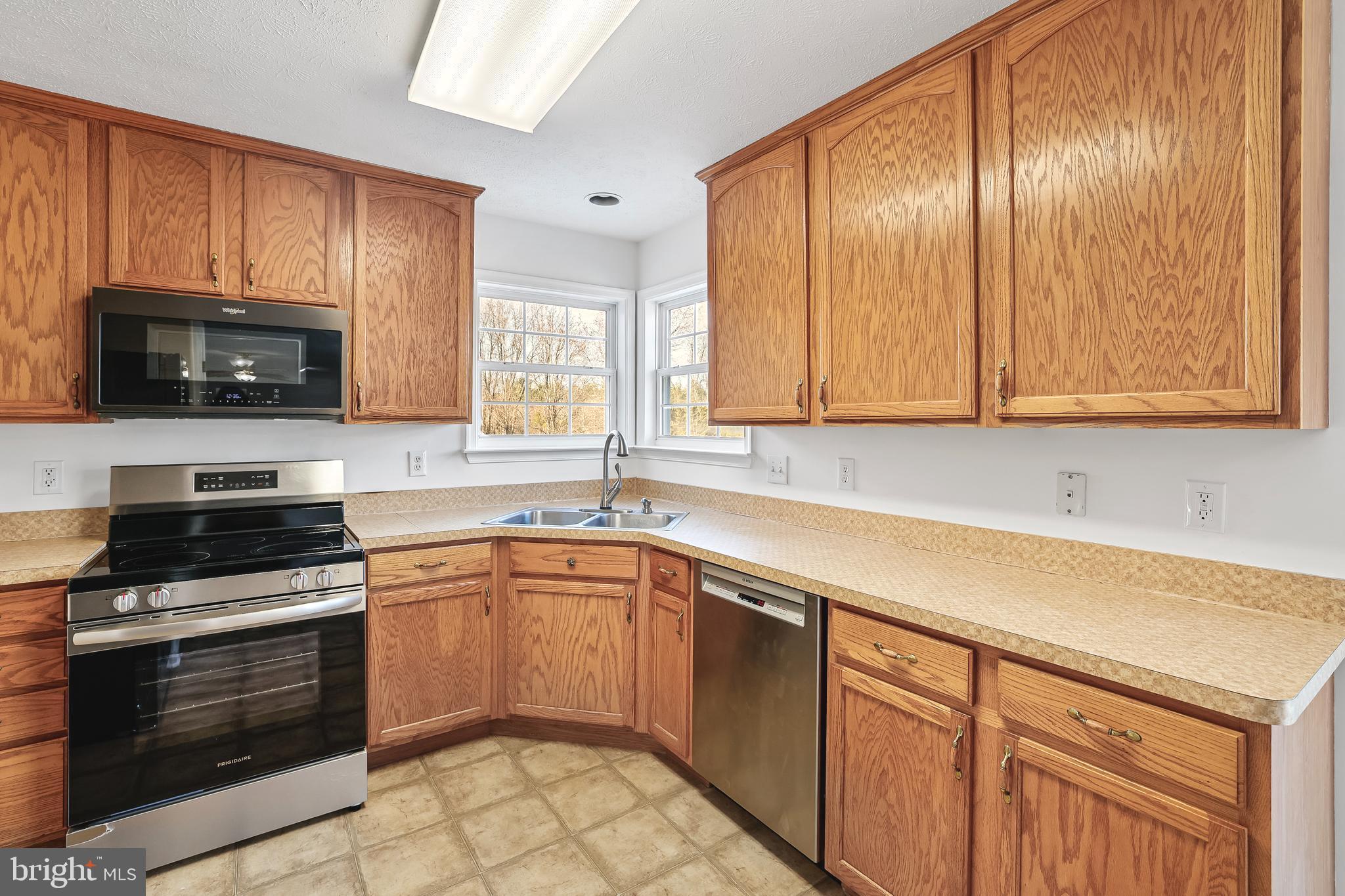 PELHAM'S CROSSING - Residential