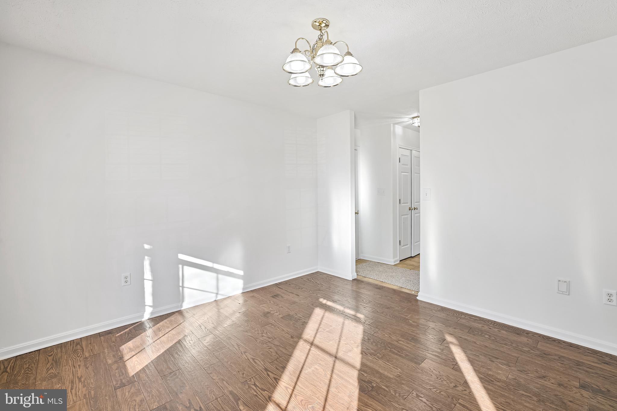 PELHAM'S CROSSING - Residential