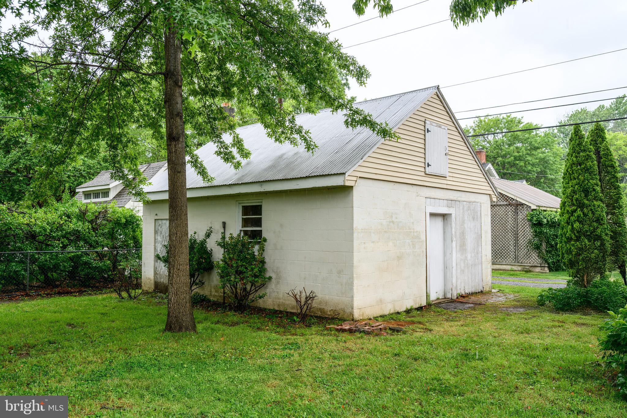 109 CHEW AVENUE W