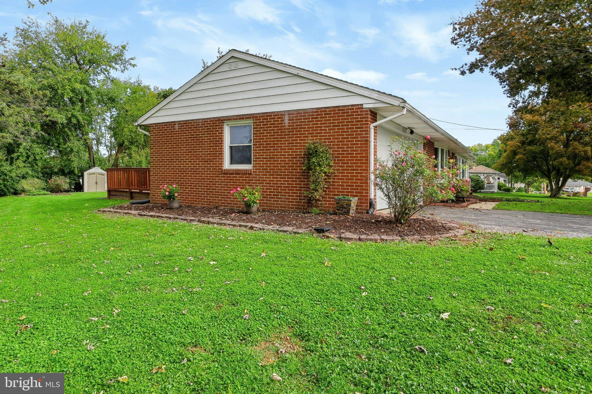 3 VIRGINIA AVENUE