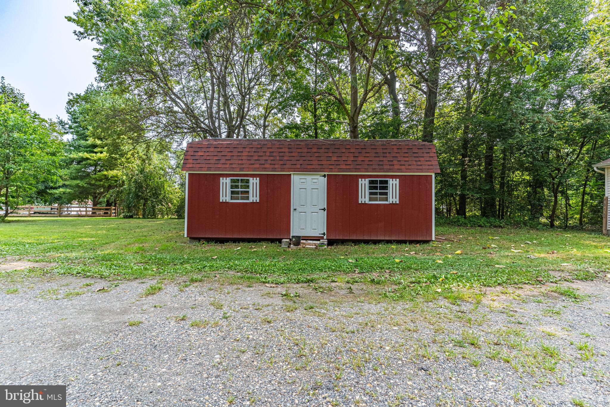 CHESTNUT ACRES - Residential