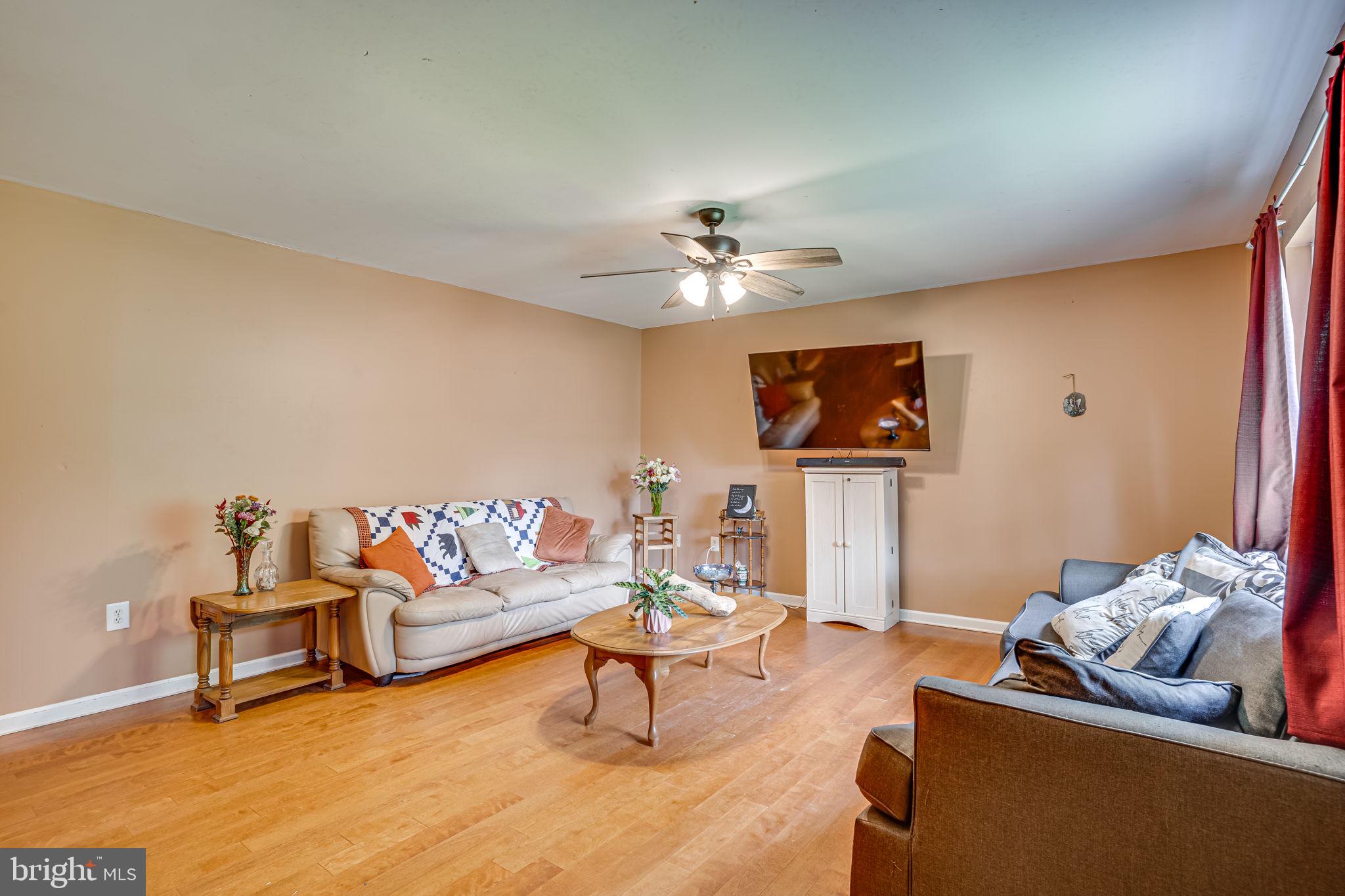 CHESTNUT ACRES - Residential