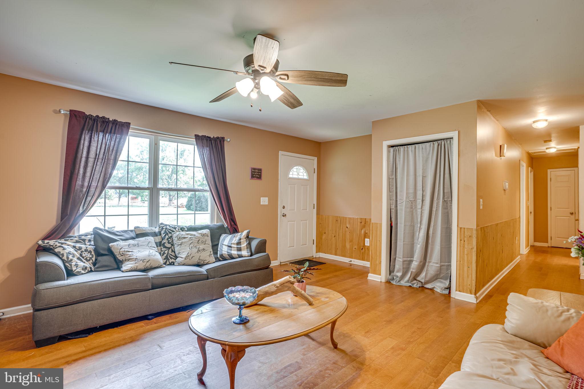 CHESTNUT ACRES - Residential