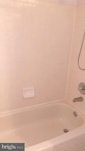 KETTERING OVERLOOK CONDO - Residential Lease