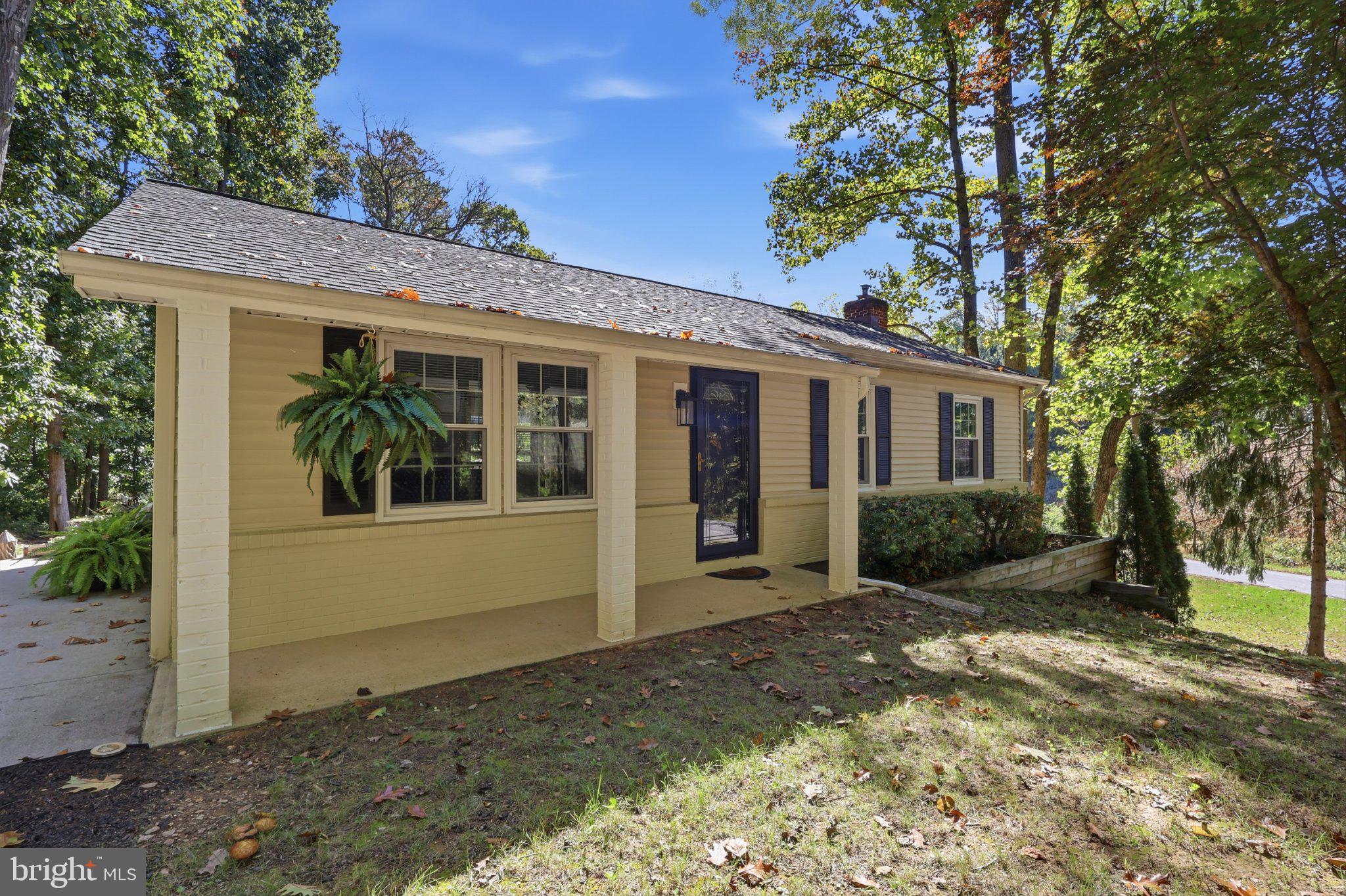 5514 CAROL LANE