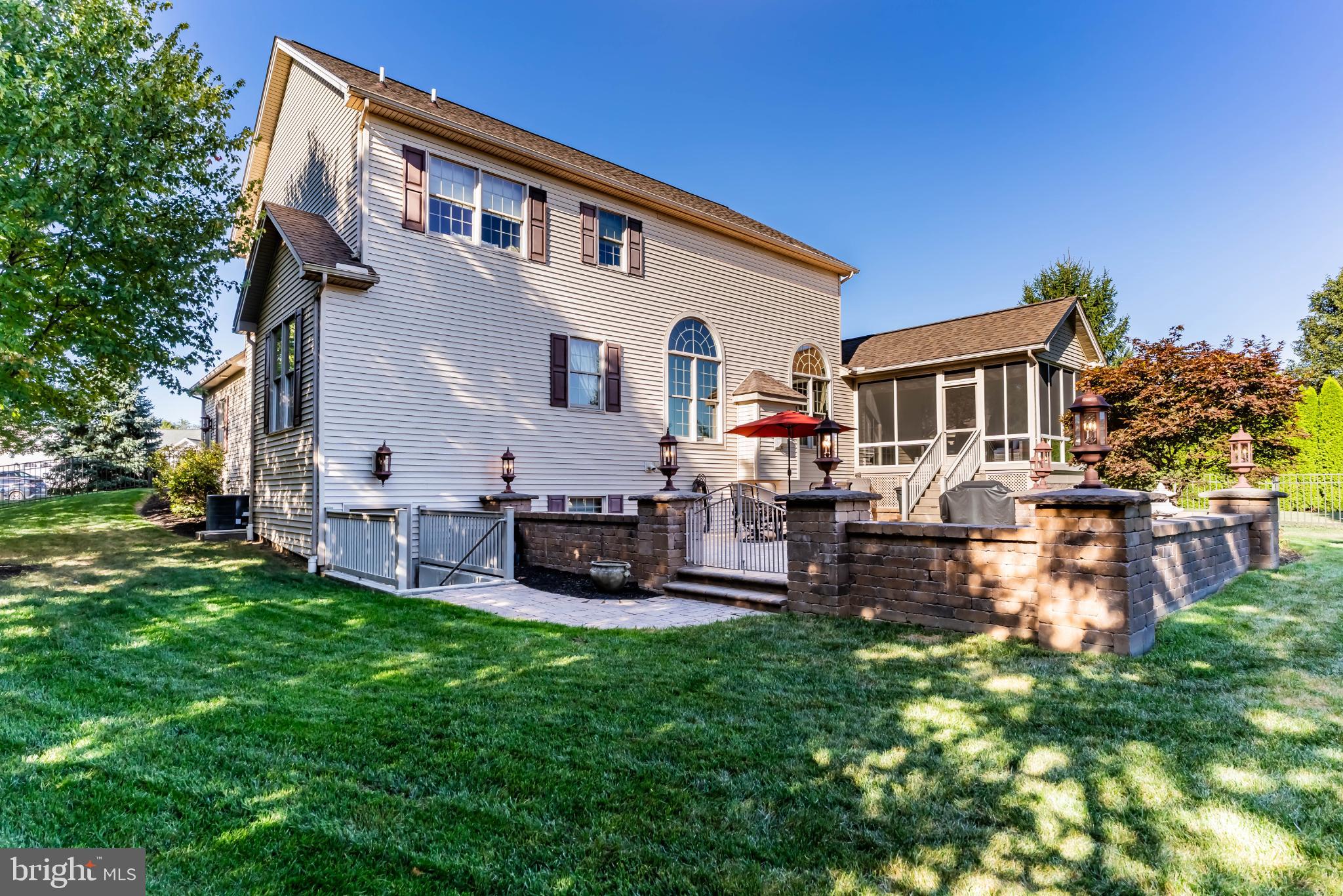 FARMINGTON - Residential