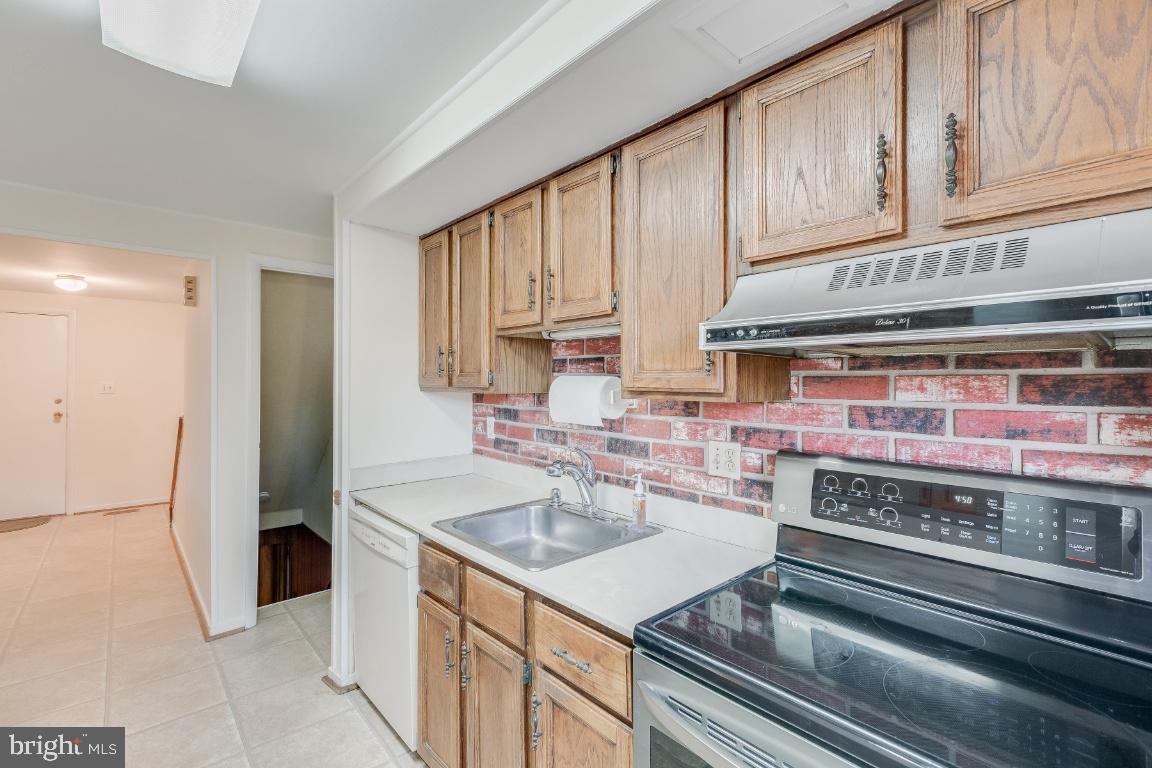 MARLTON - Residential