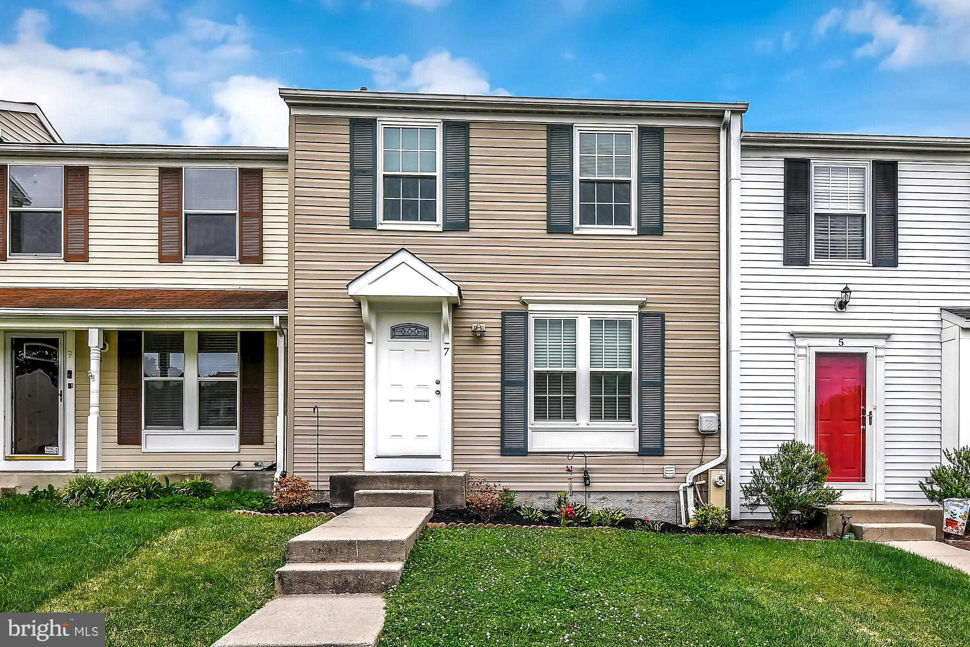 UPTON VILLAGE NORTH - Residential