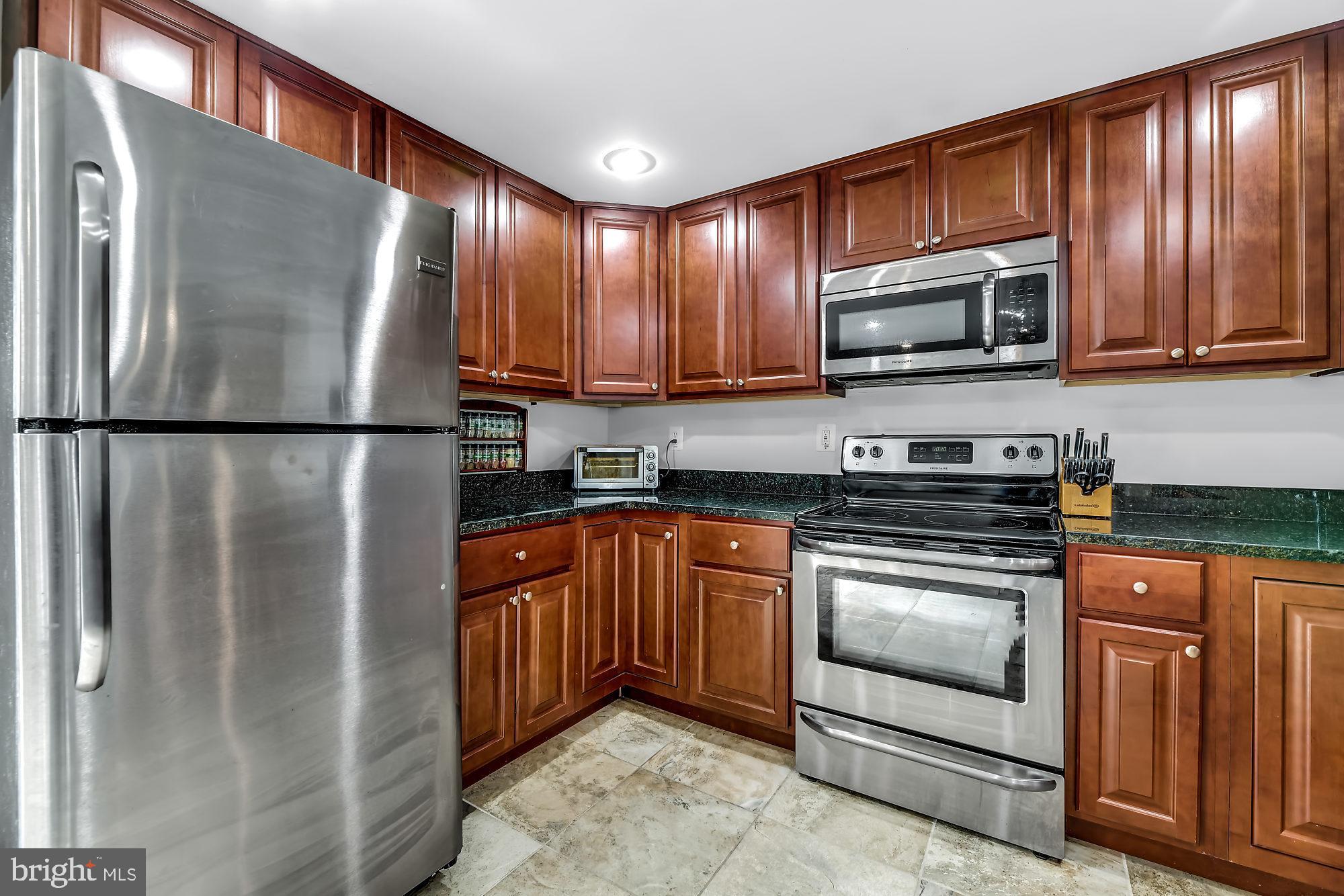 UPTON VILLAGE NORTH - Residential