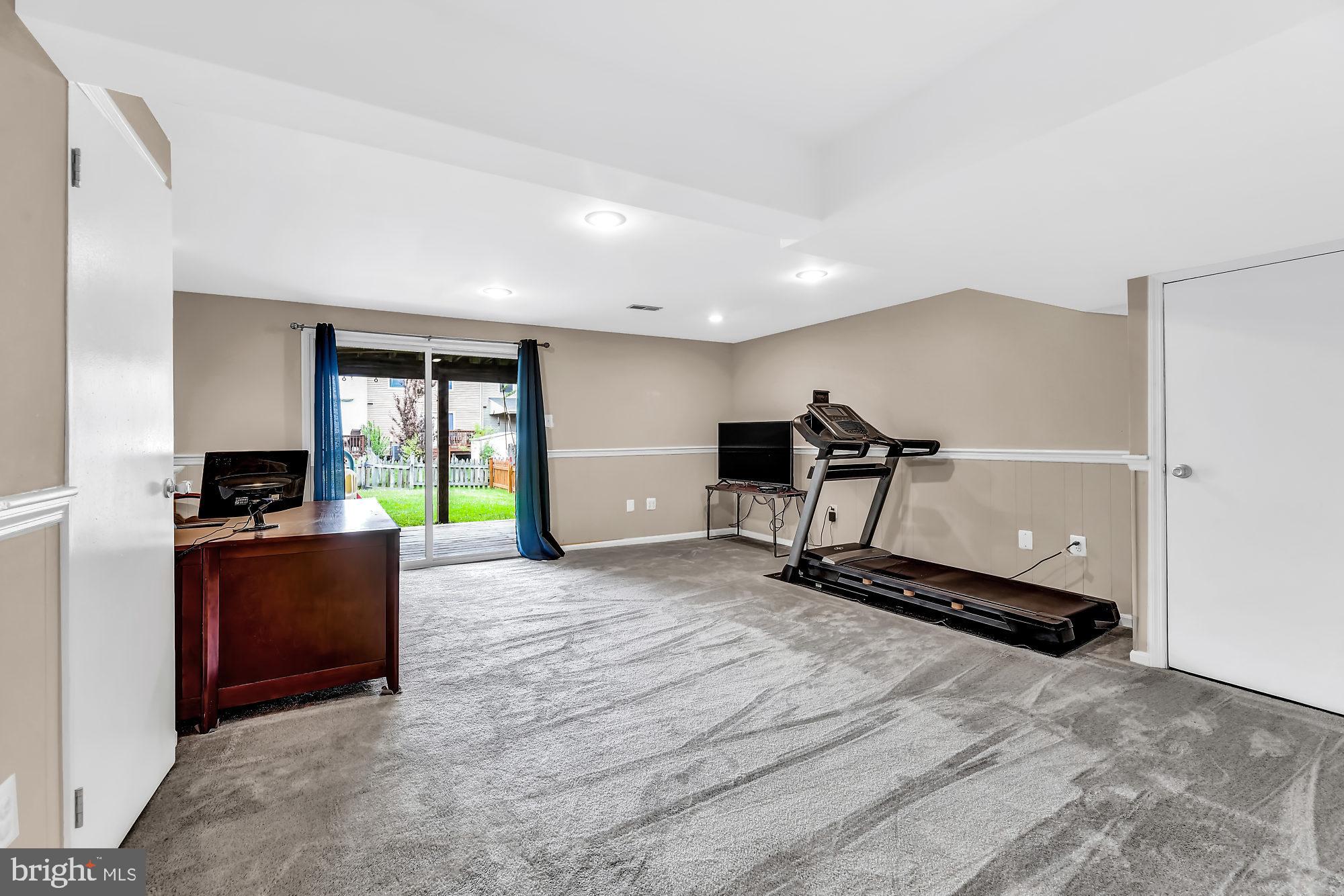 UPTON VILLAGE NORTH - Residential