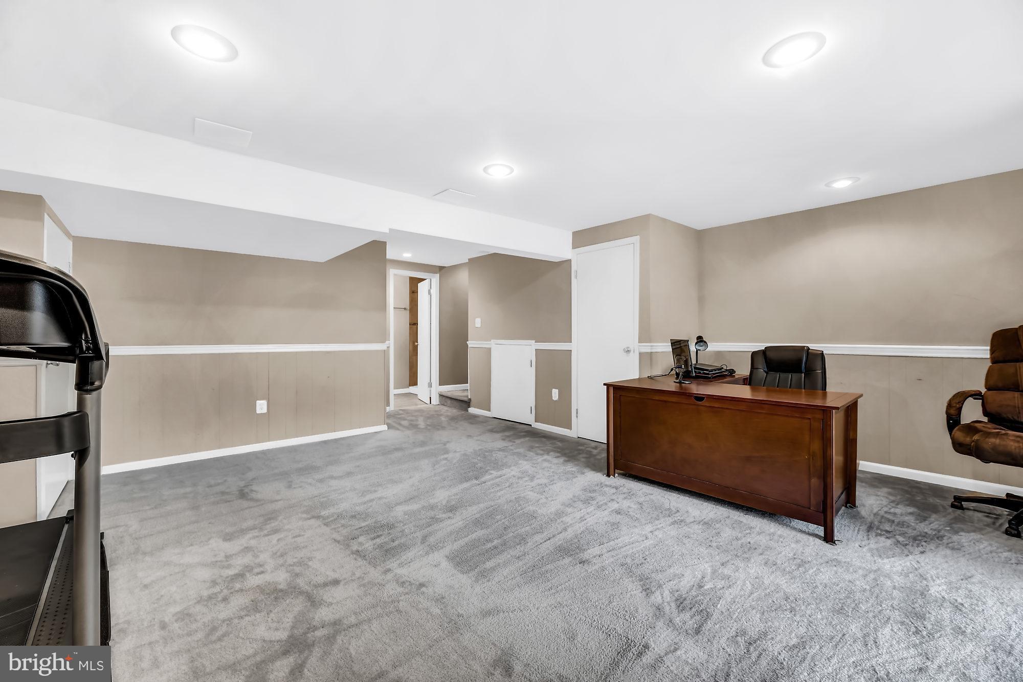 UPTON VILLAGE NORTH - Residential