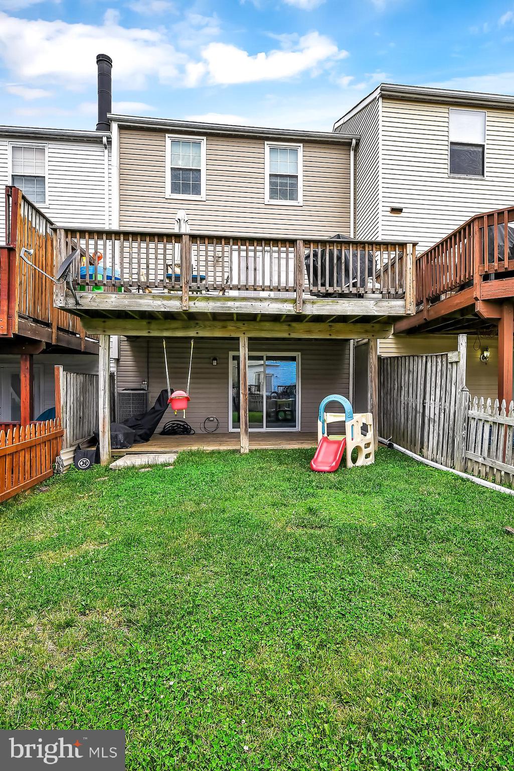 UPTON VILLAGE NORTH - Residential