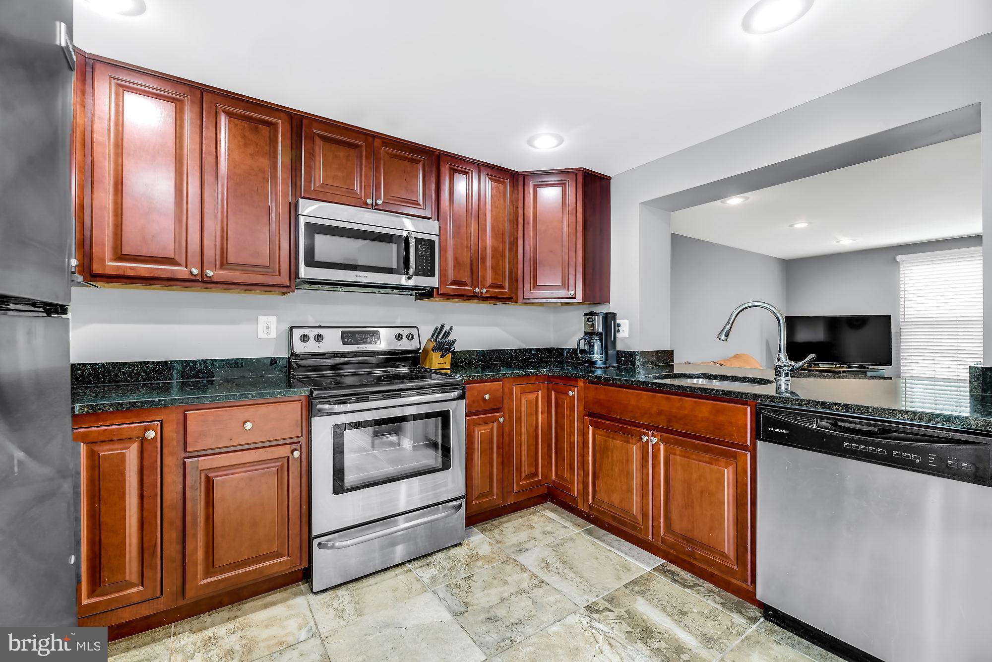 UPTON VILLAGE NORTH - Residential