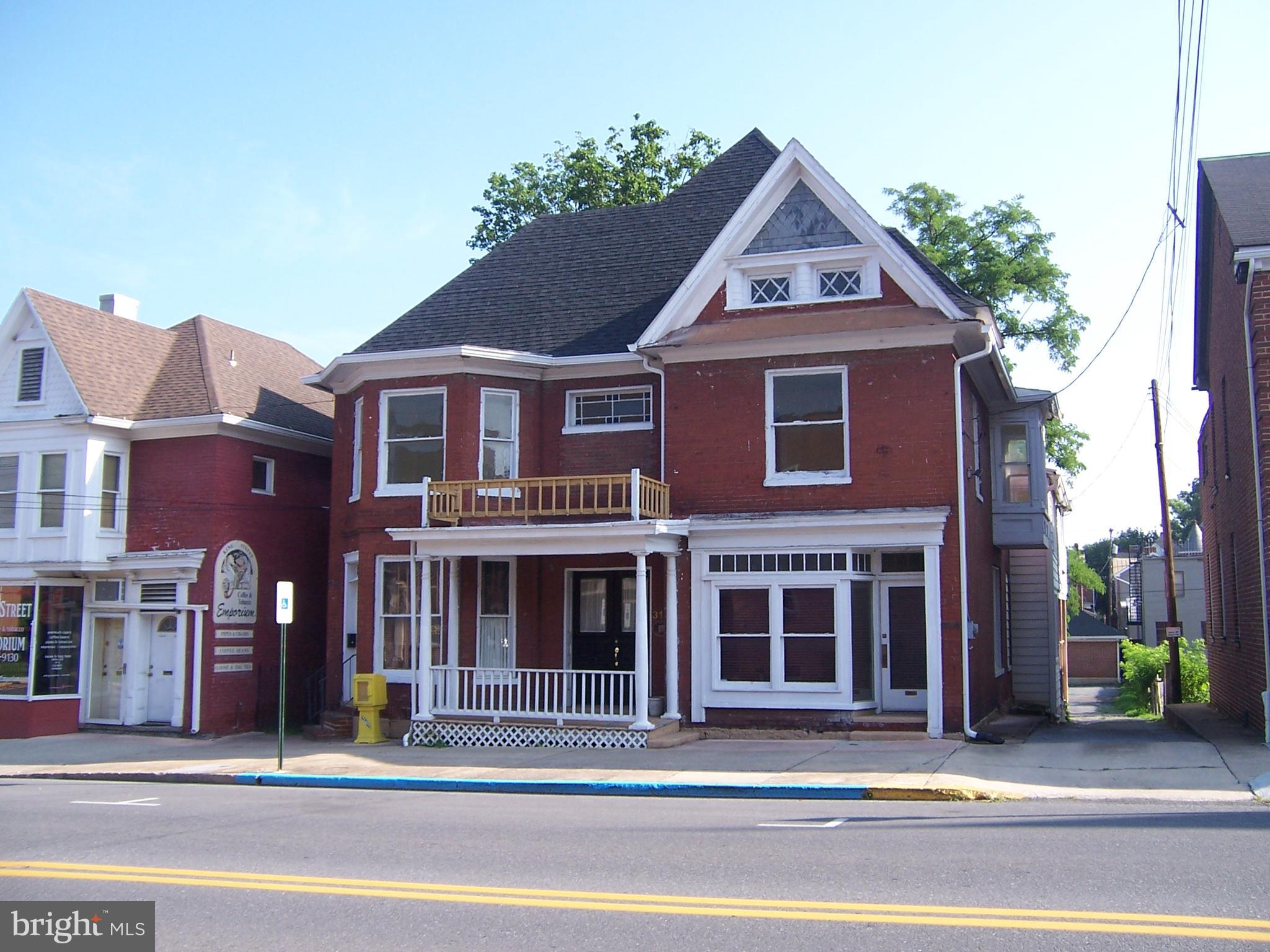 MARTINSBURG CITY - Commercial Sale