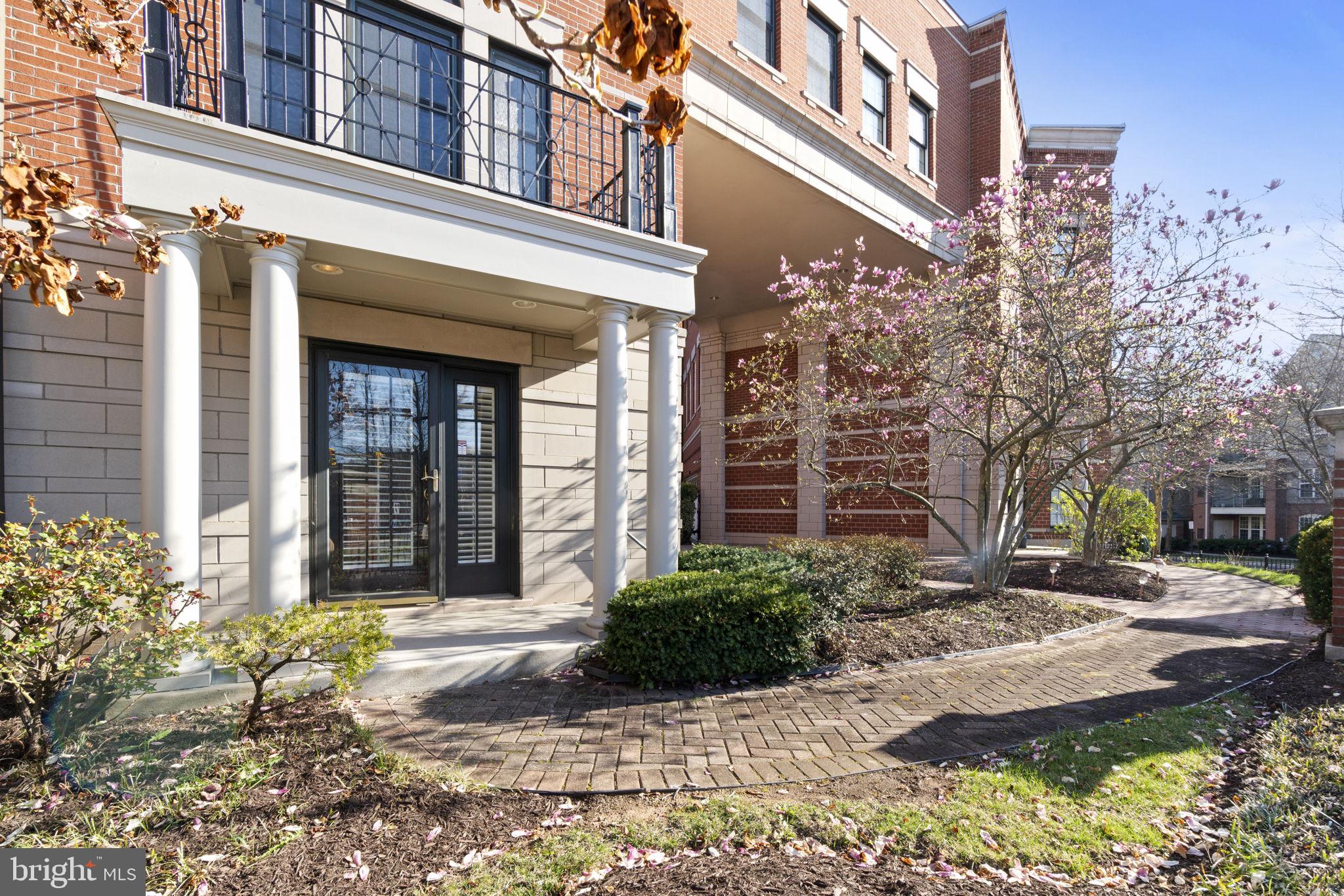 WEST MARKET - Residential Lease