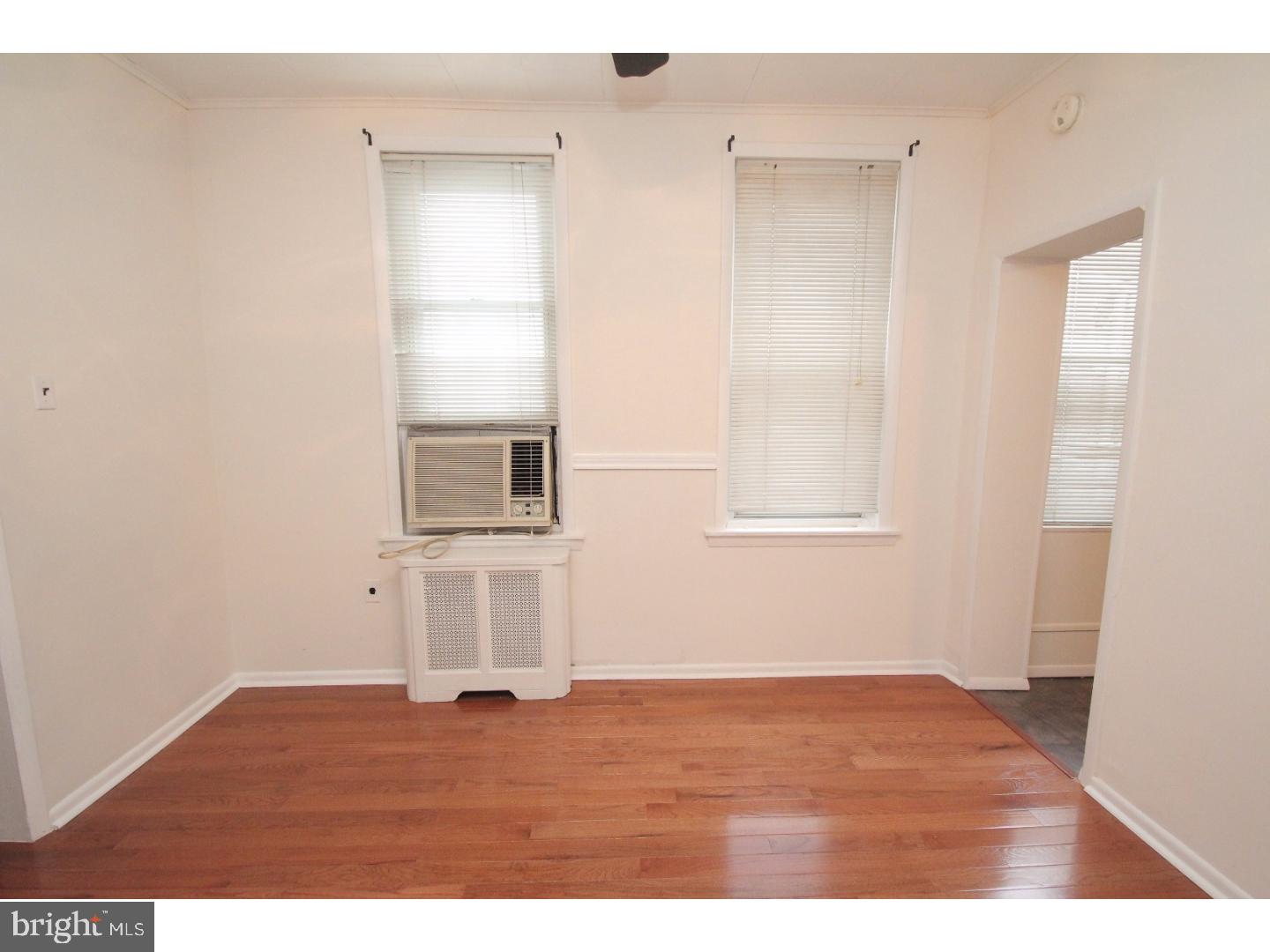 PORT RICHMOND - Residential Lease