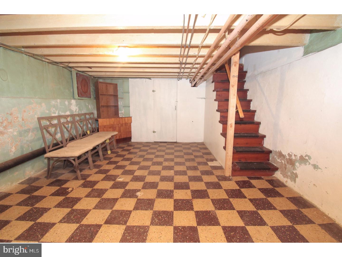 PORT RICHMOND - Residential Lease