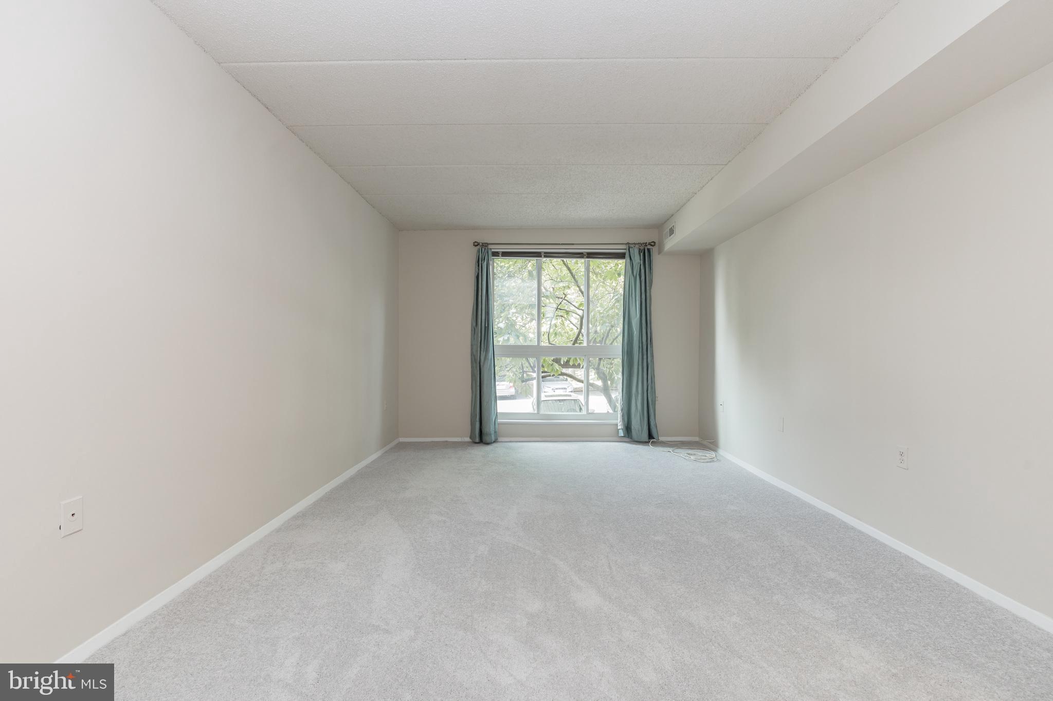 ALEXANDRIA OVERLOOK - Residential